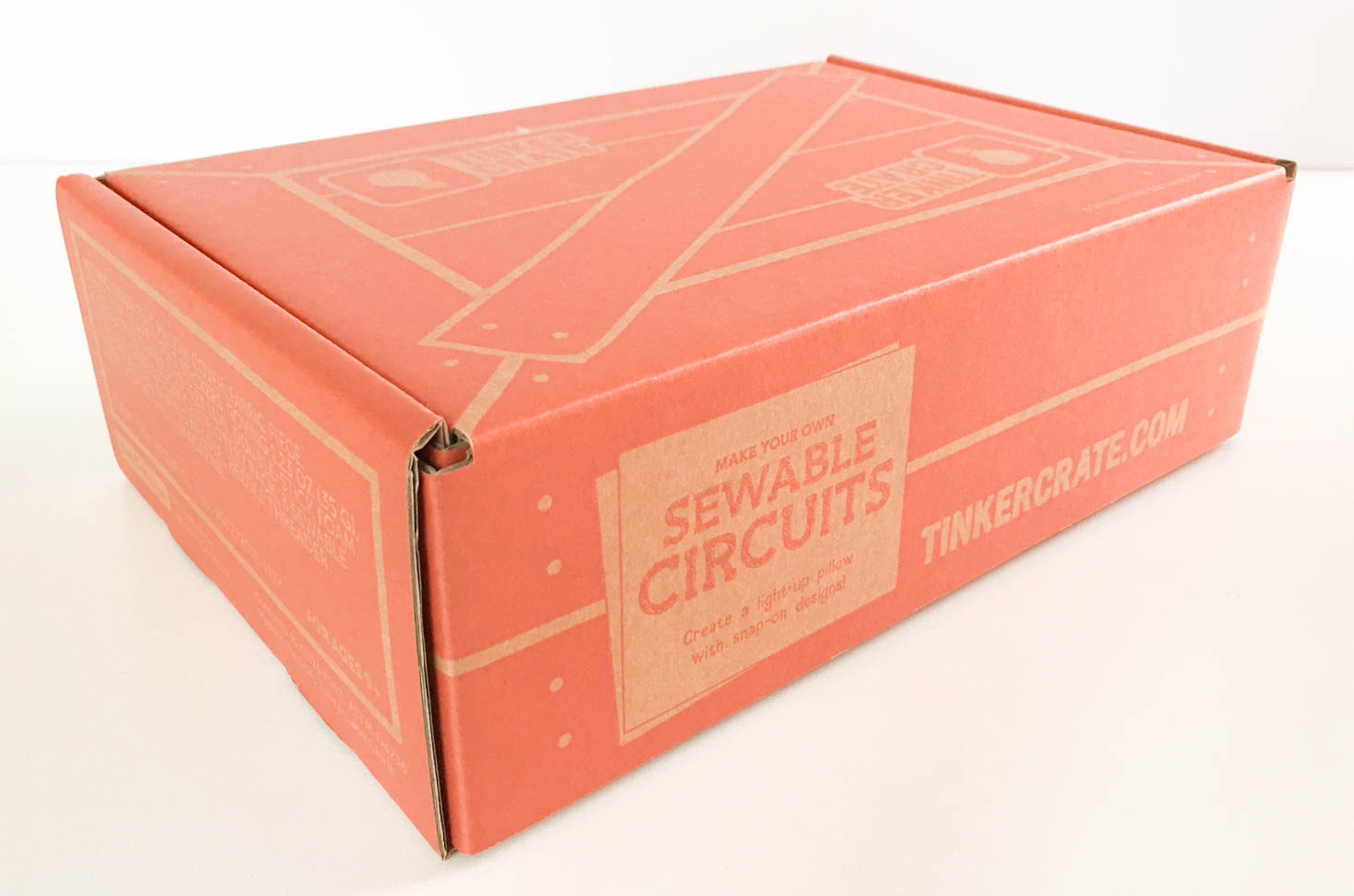 tinker-crate-september-2016-box