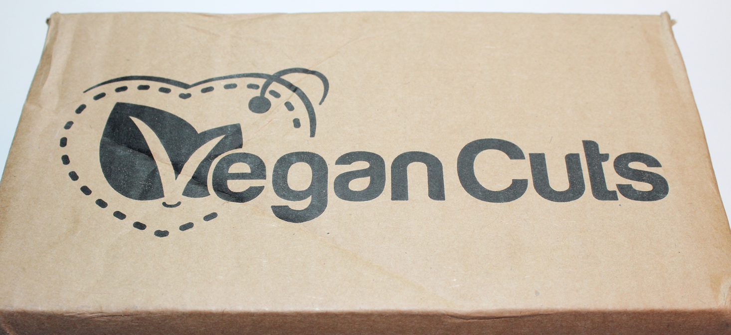 vegan-cuts-snack-october-2016-box