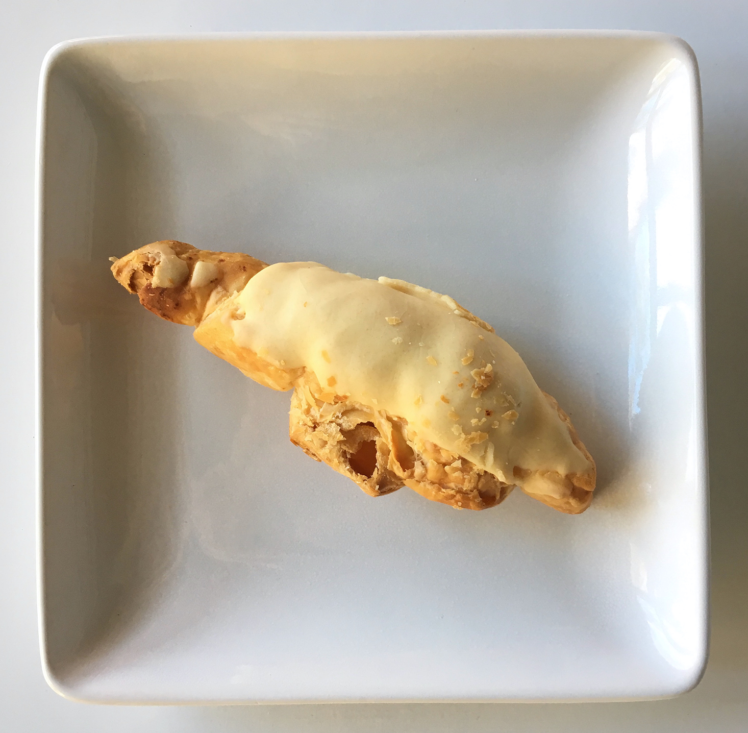 bokksu-november-2016-kitsune-tail-closeup