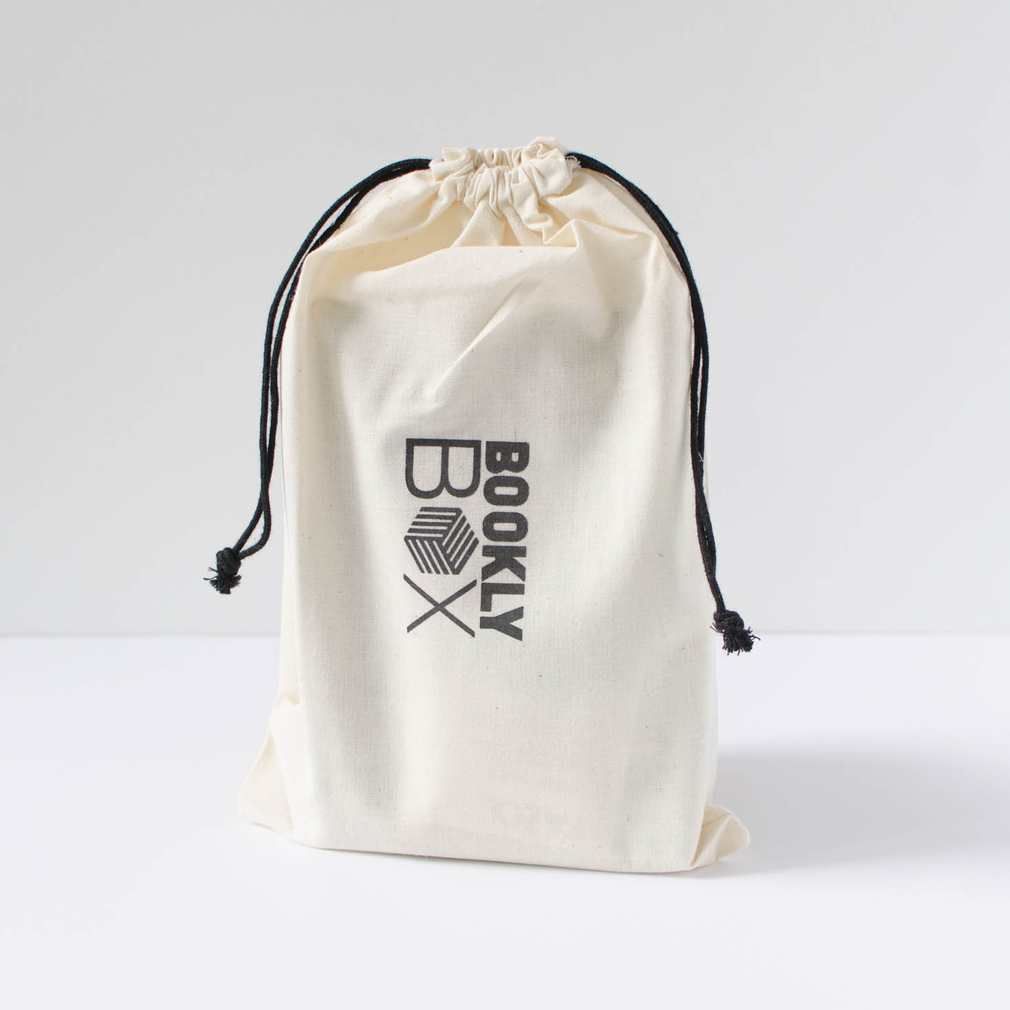 Meet Bookly Box! Read our review to find out what's inside.