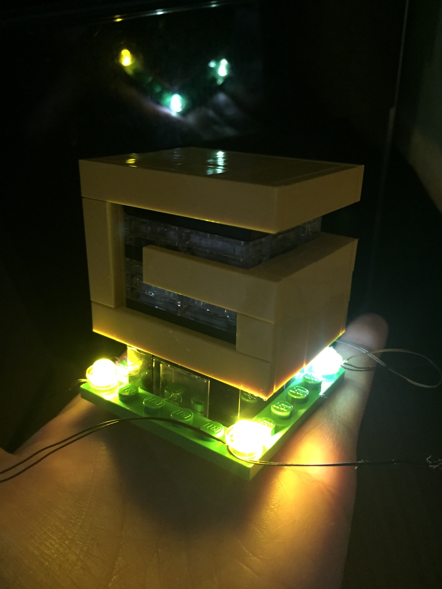 brick-loot-november-2016-lights