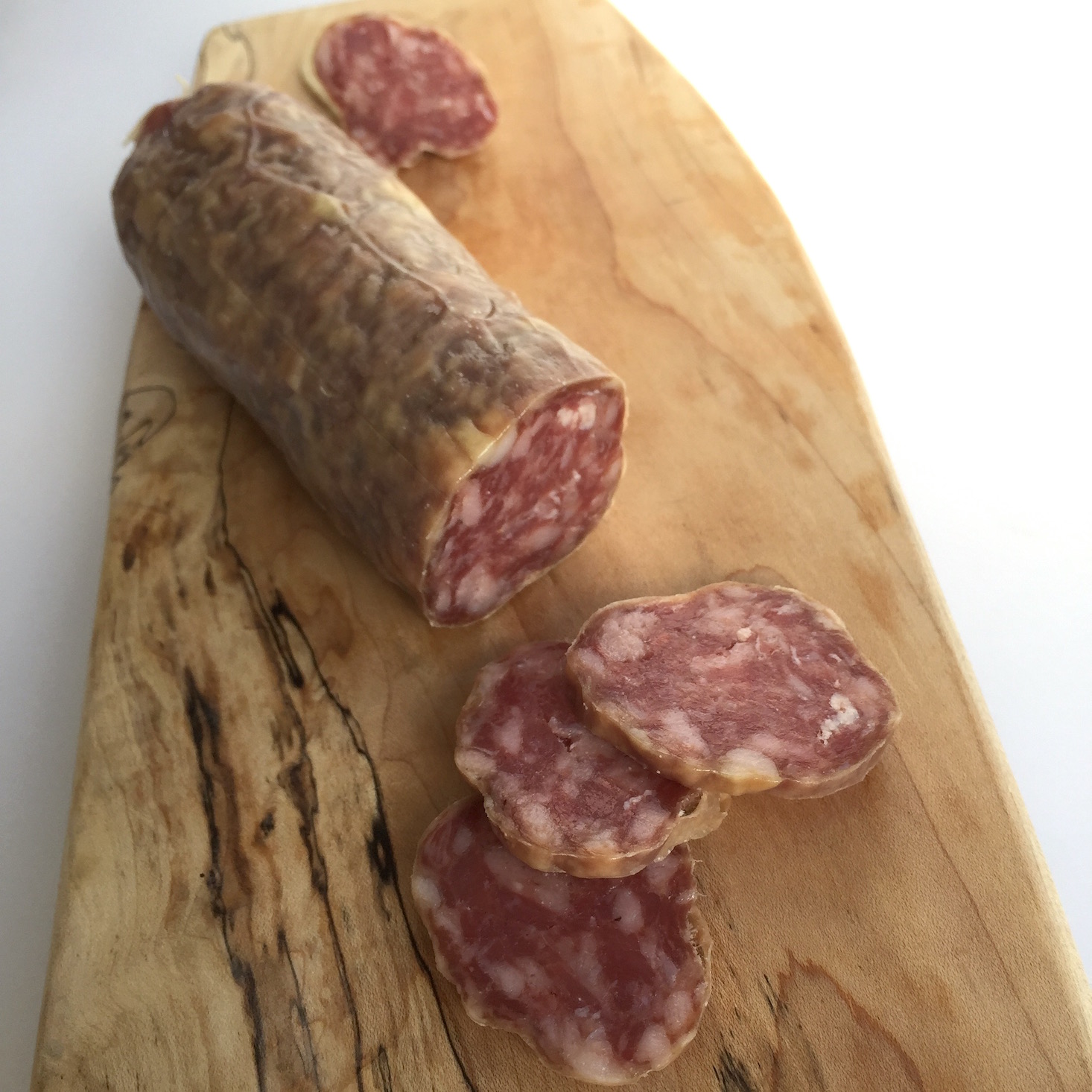 carnivore-club-november-2016-salami-detail