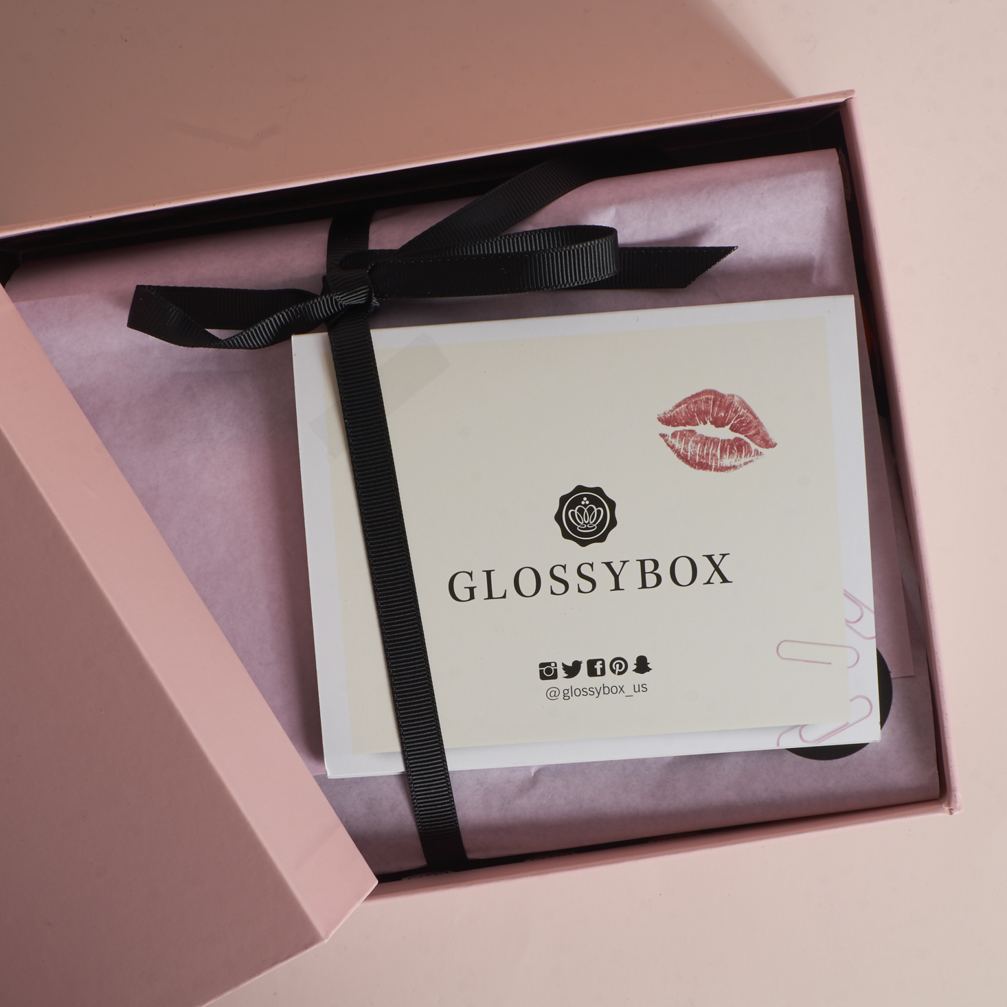 glossy-box-november-20160002