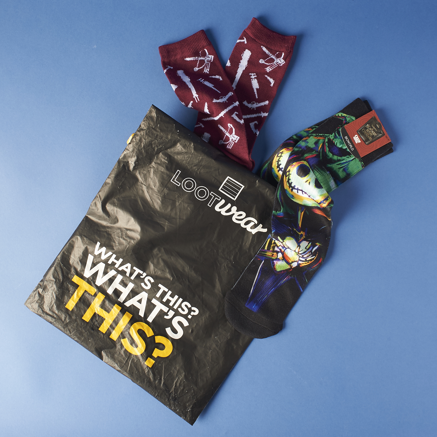 loot-wear-october-2016-socks-0002