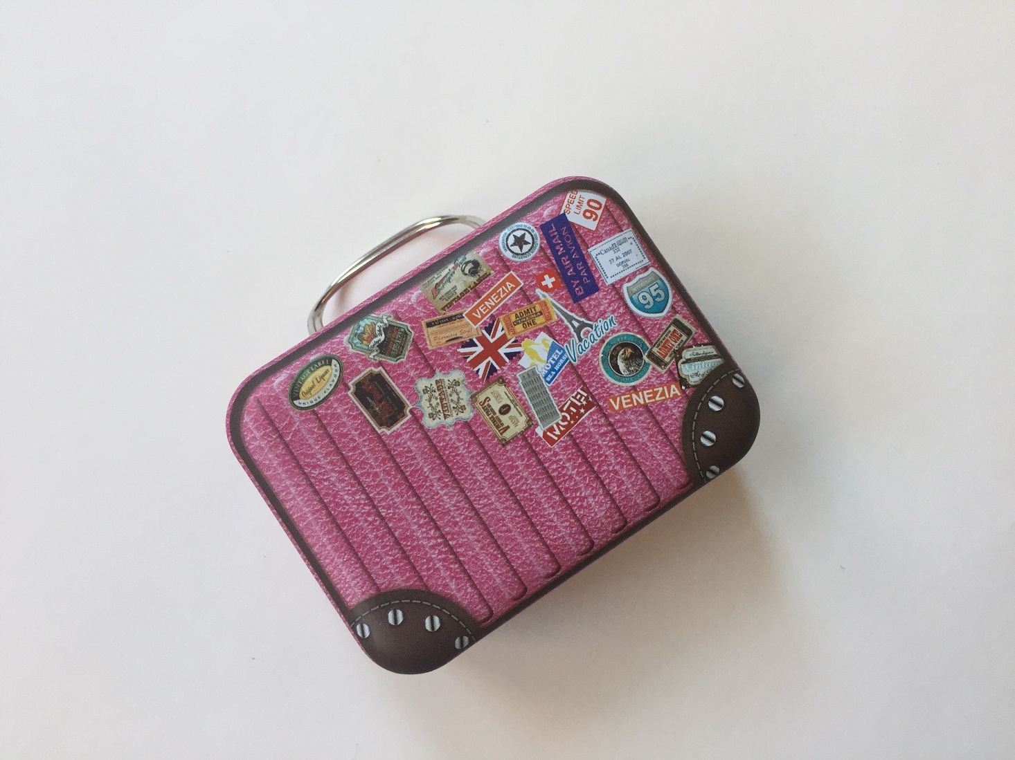once-upon-a-bookcase_november-2016-suitcase
