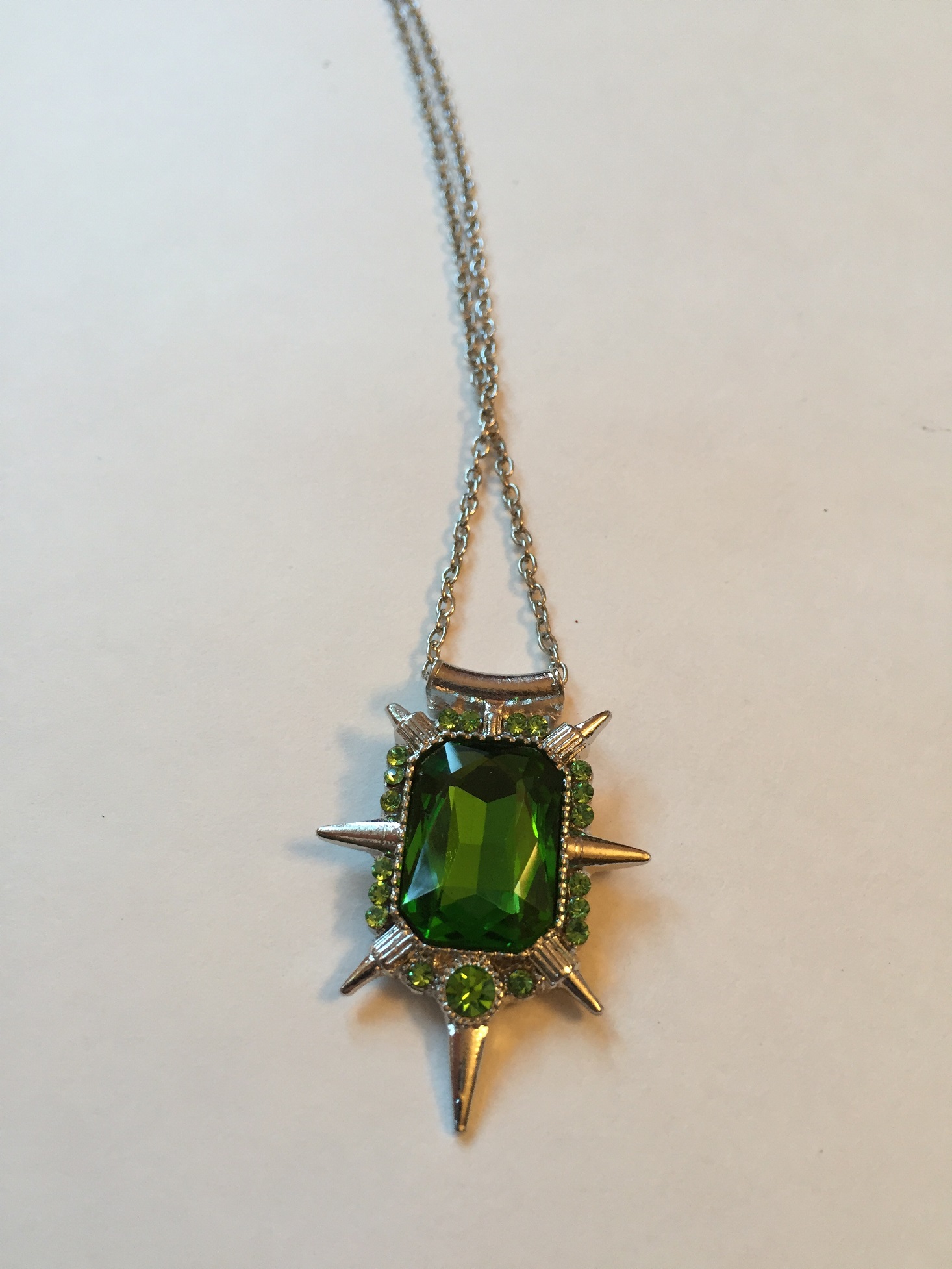 once-upon-a-bookcase_october-2016-necklace