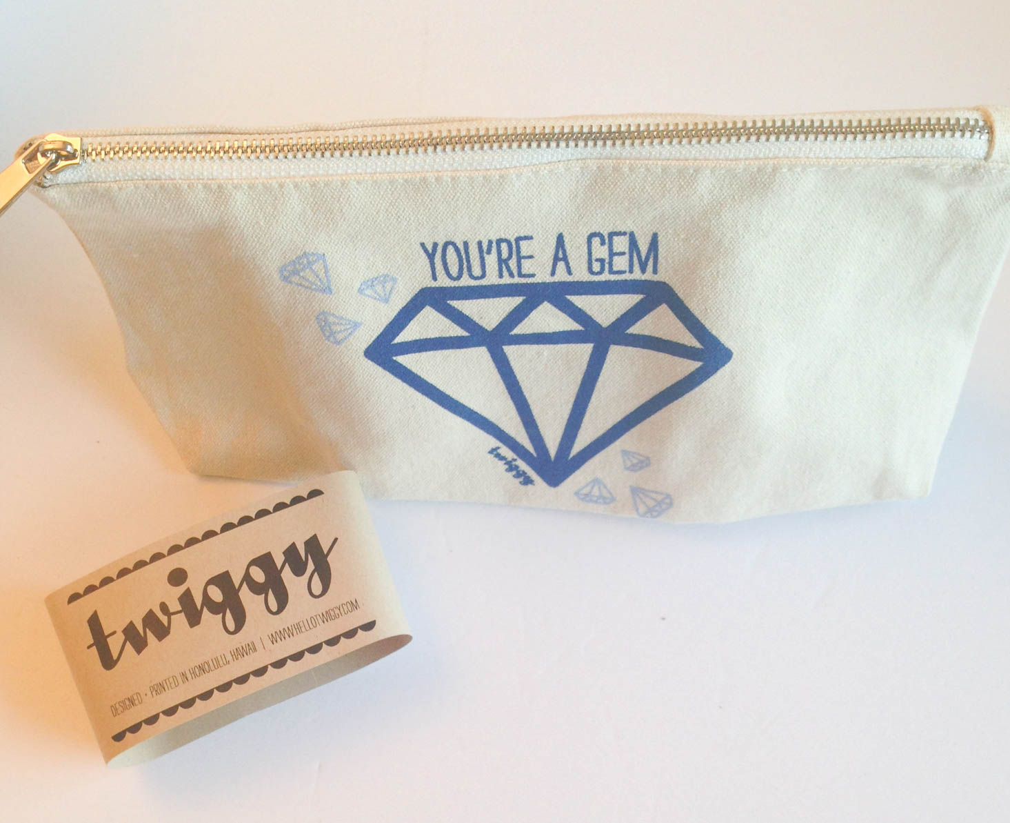 singlesswag-november-2016-pouch