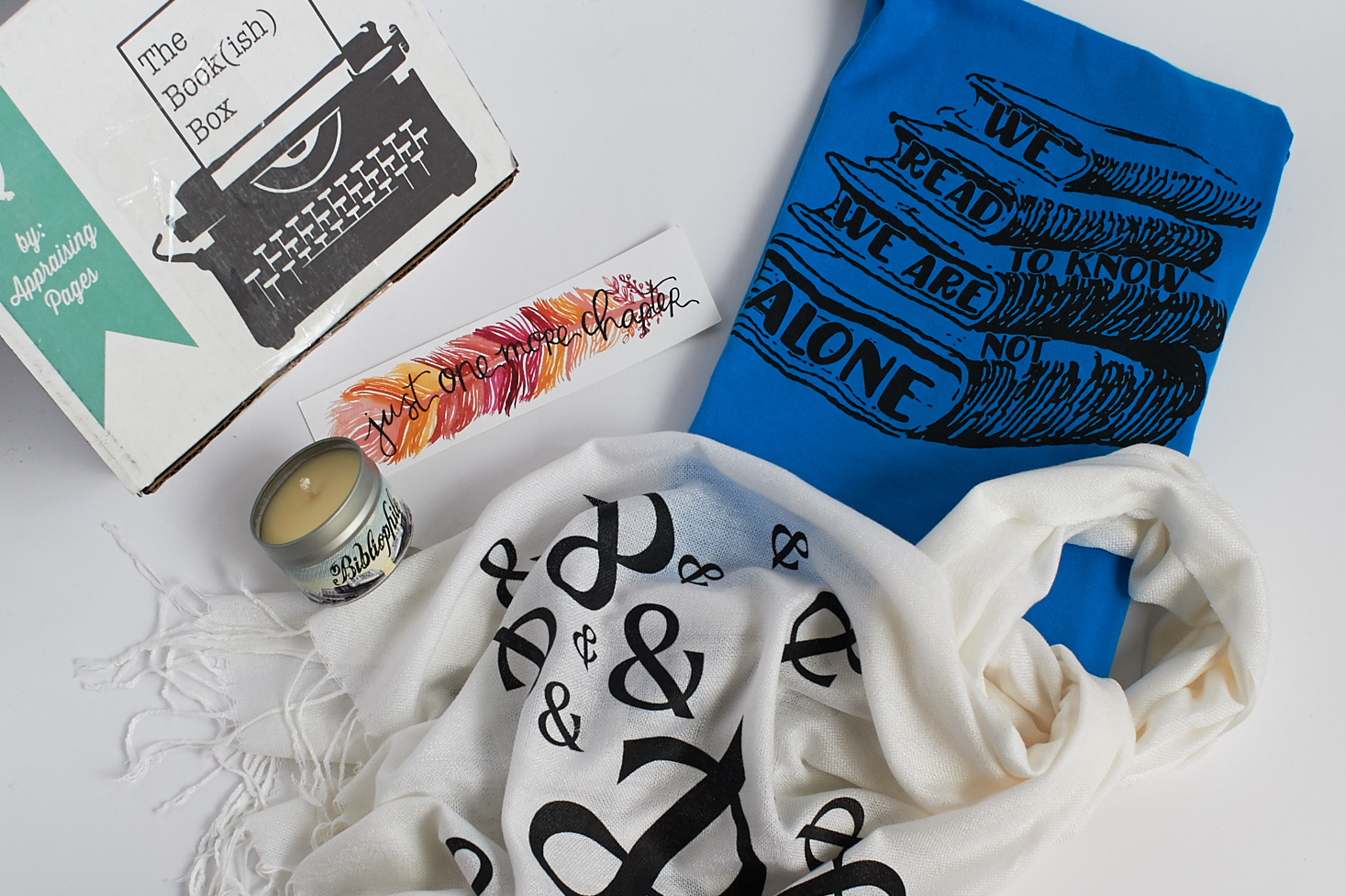 Read our review of the October 2016 Bookish Box!