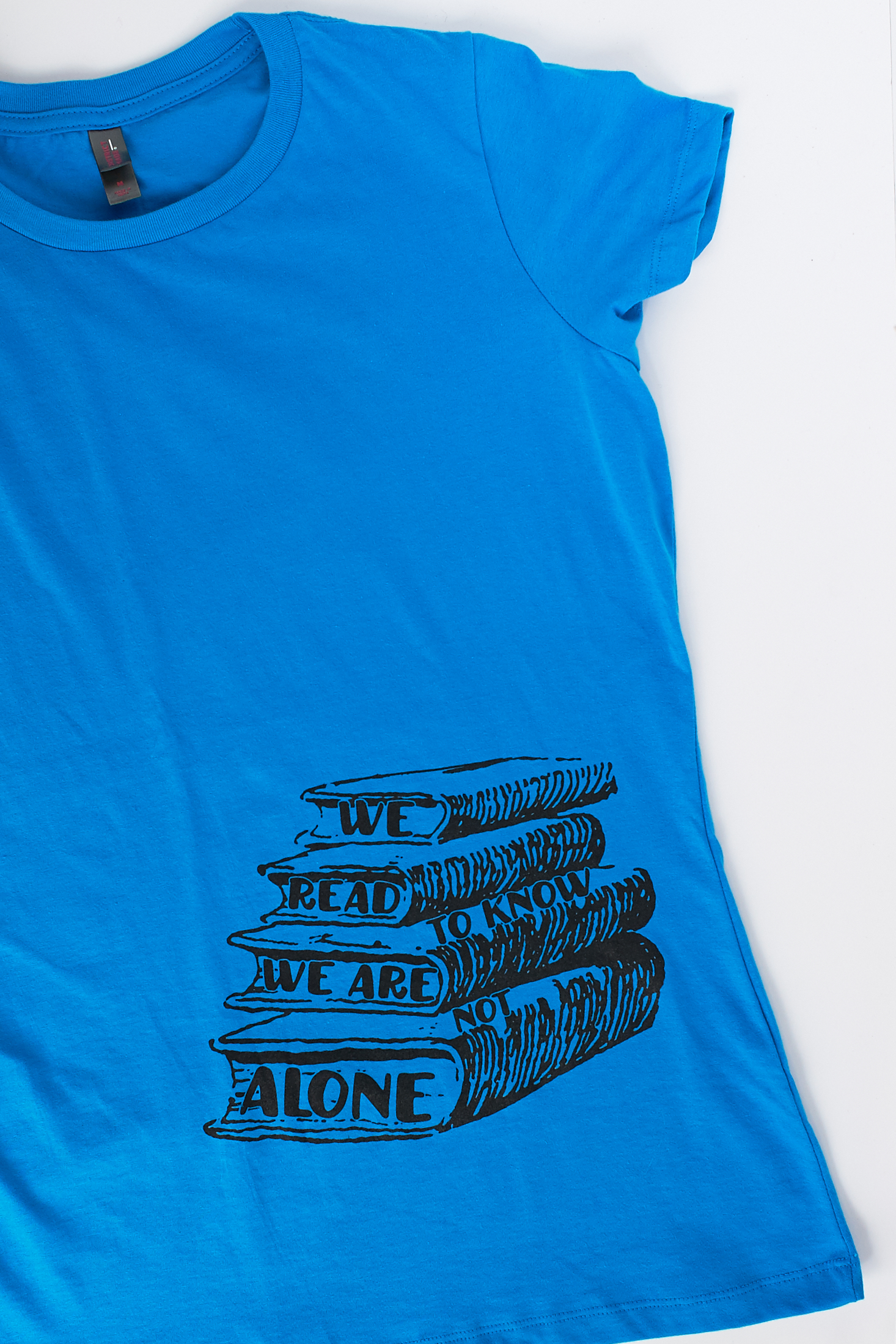 Read our review of the October 2016 Bookish Box!