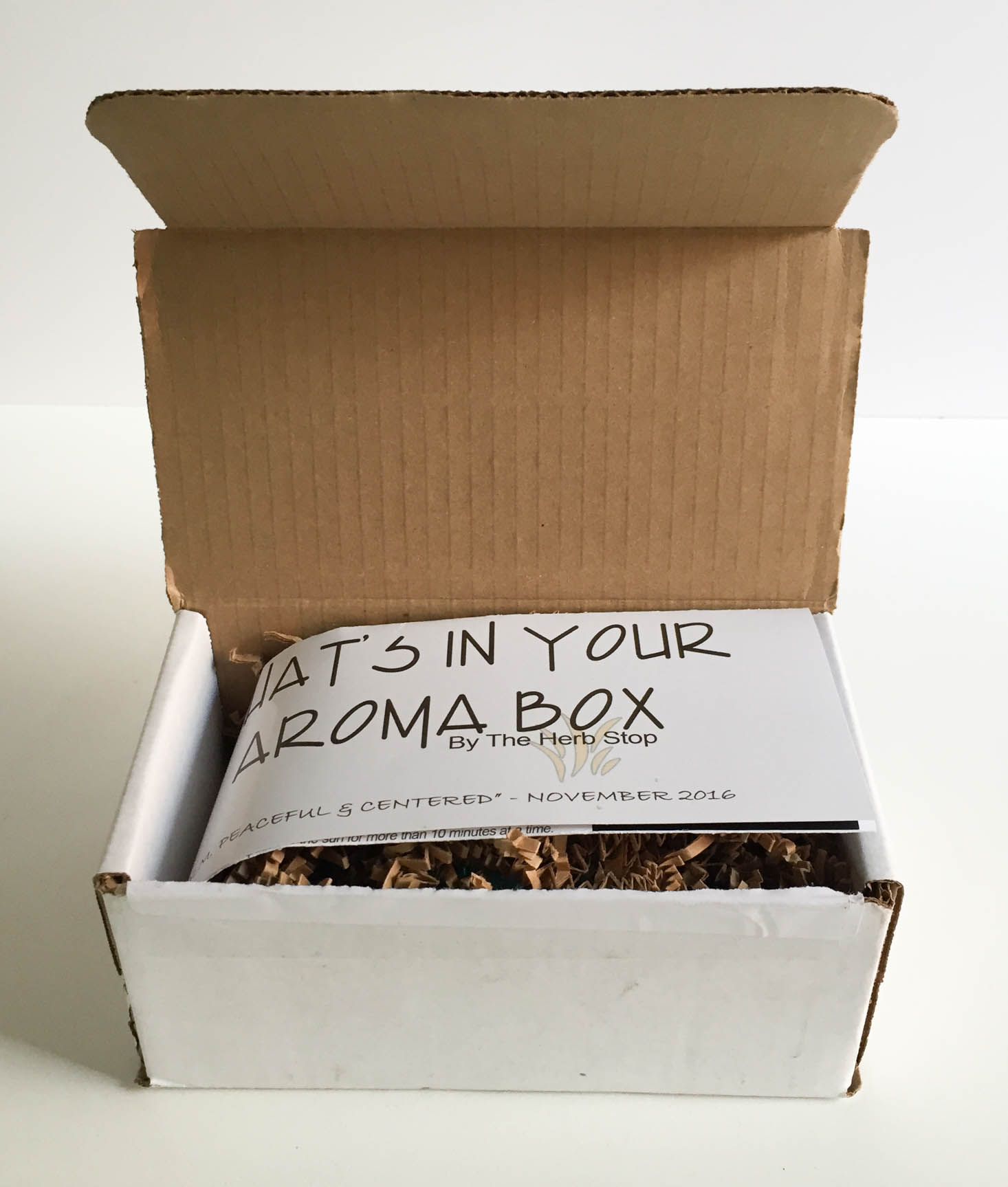 aroma-box-by-herb-stop-november-2016-box-inside