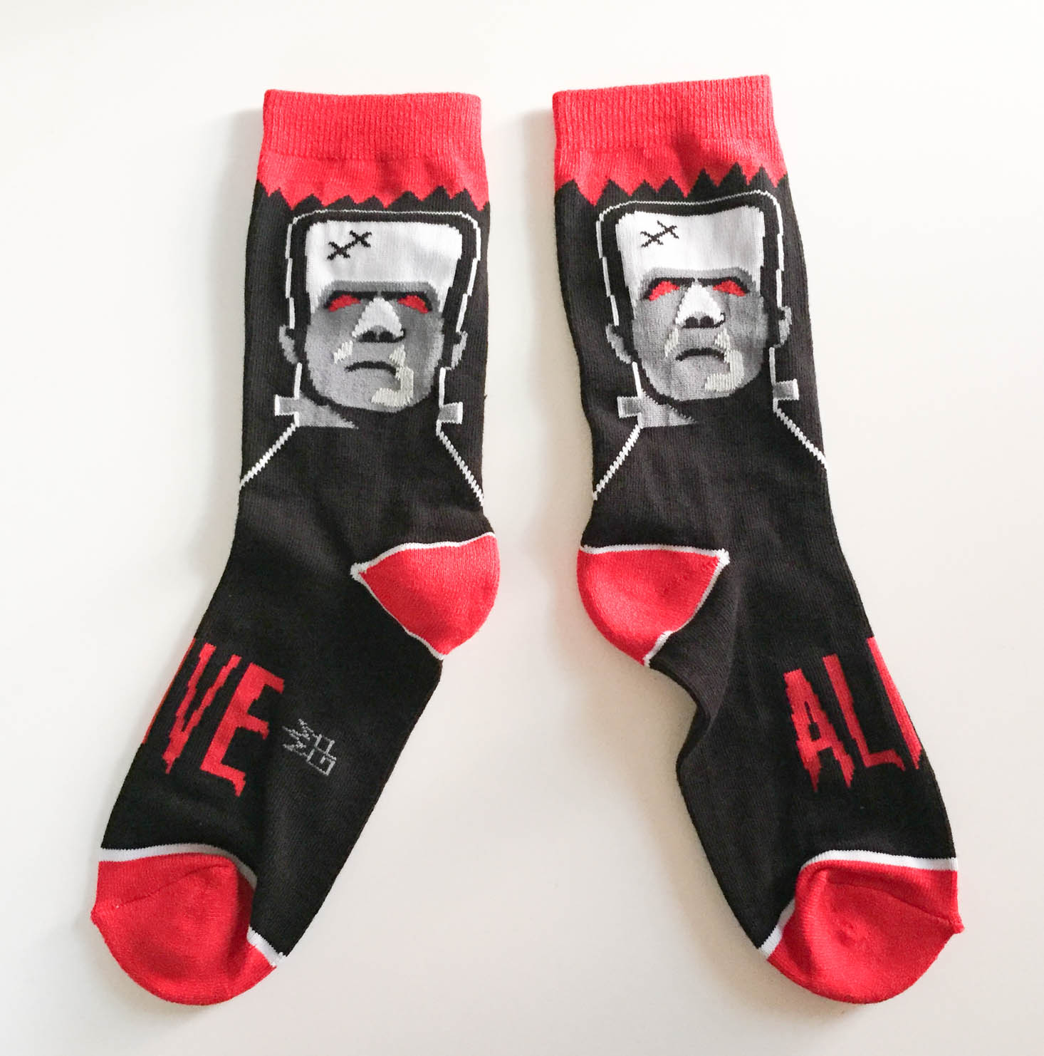 beautiful-madness-october-2016-socks-2