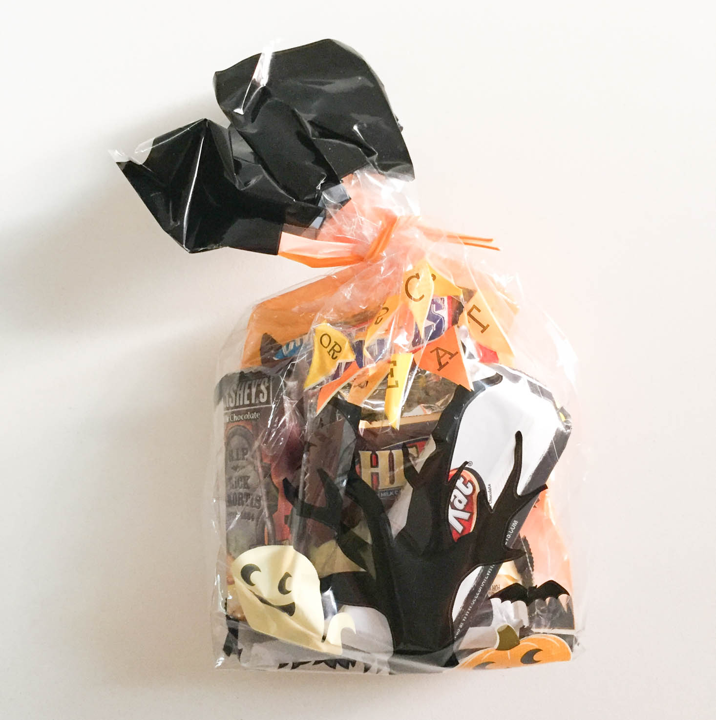 beautiful-madness-october-2016-treats