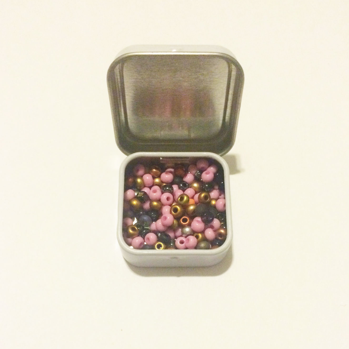 Read our review of this jewelry-making Darby Girl box! 