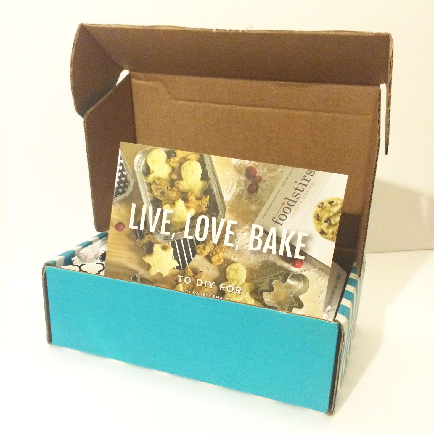 Check out our review for the Darby Smart Bake It Yourself box!