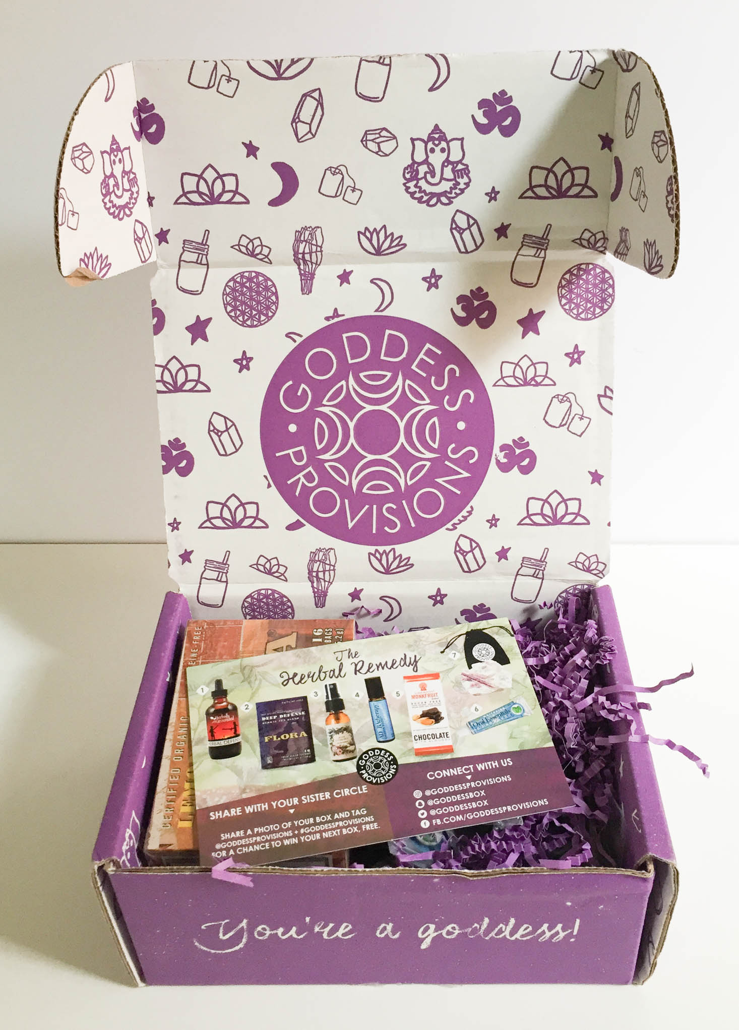 goddess-provisions-november-2016-box-inside