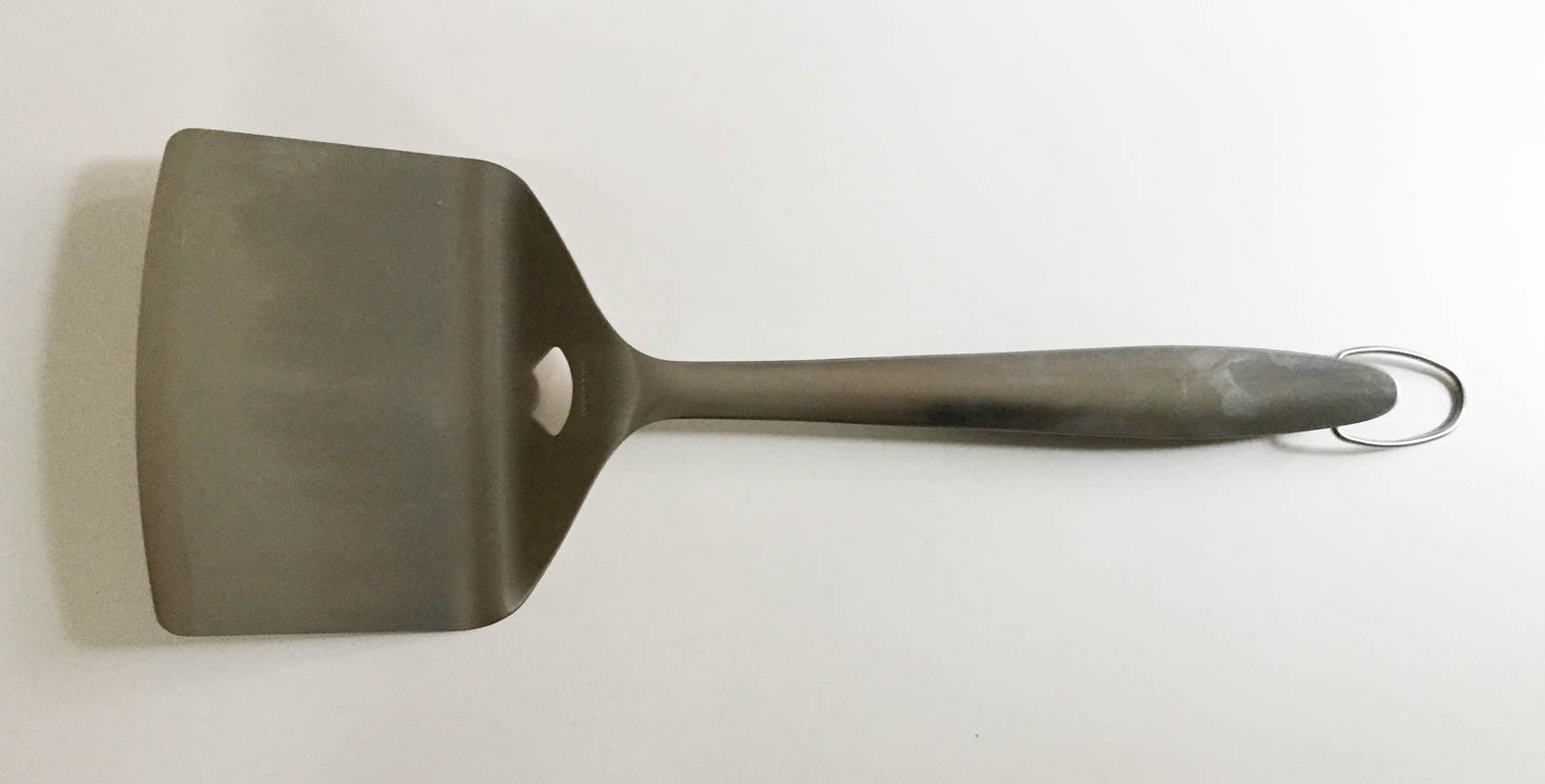 mystery-box-of-awesome-november-2016-shovel