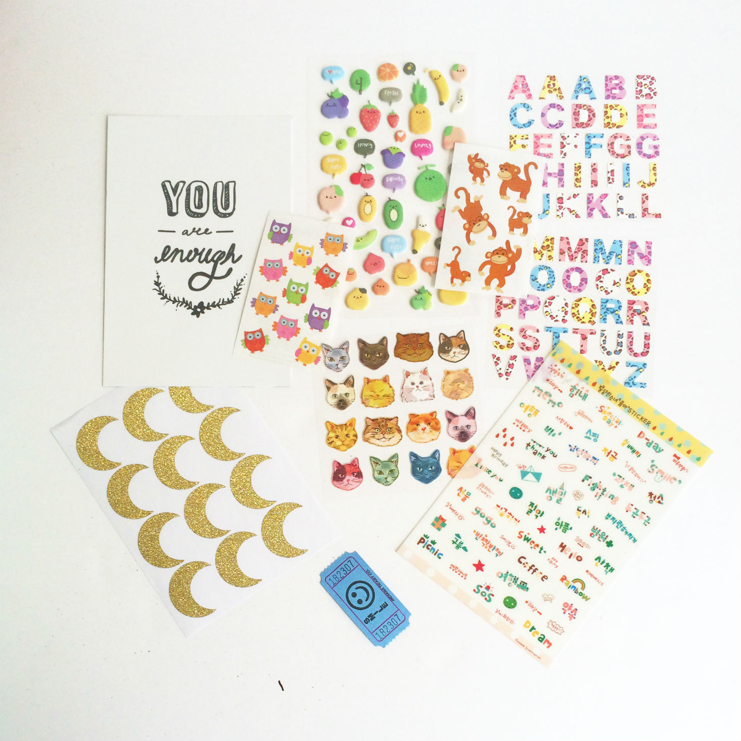 See what stickers are inside the Pipsticks November 2016 Pro Club Petite pack!