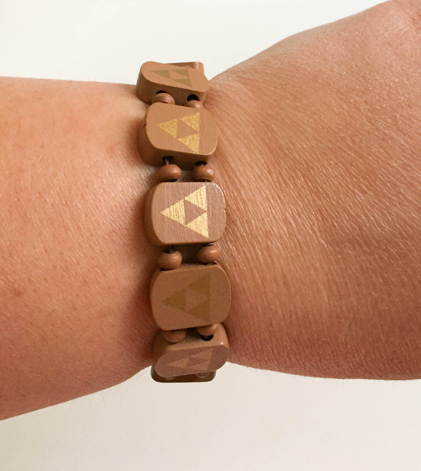 super-geek-box-november-2016-bracelet-2