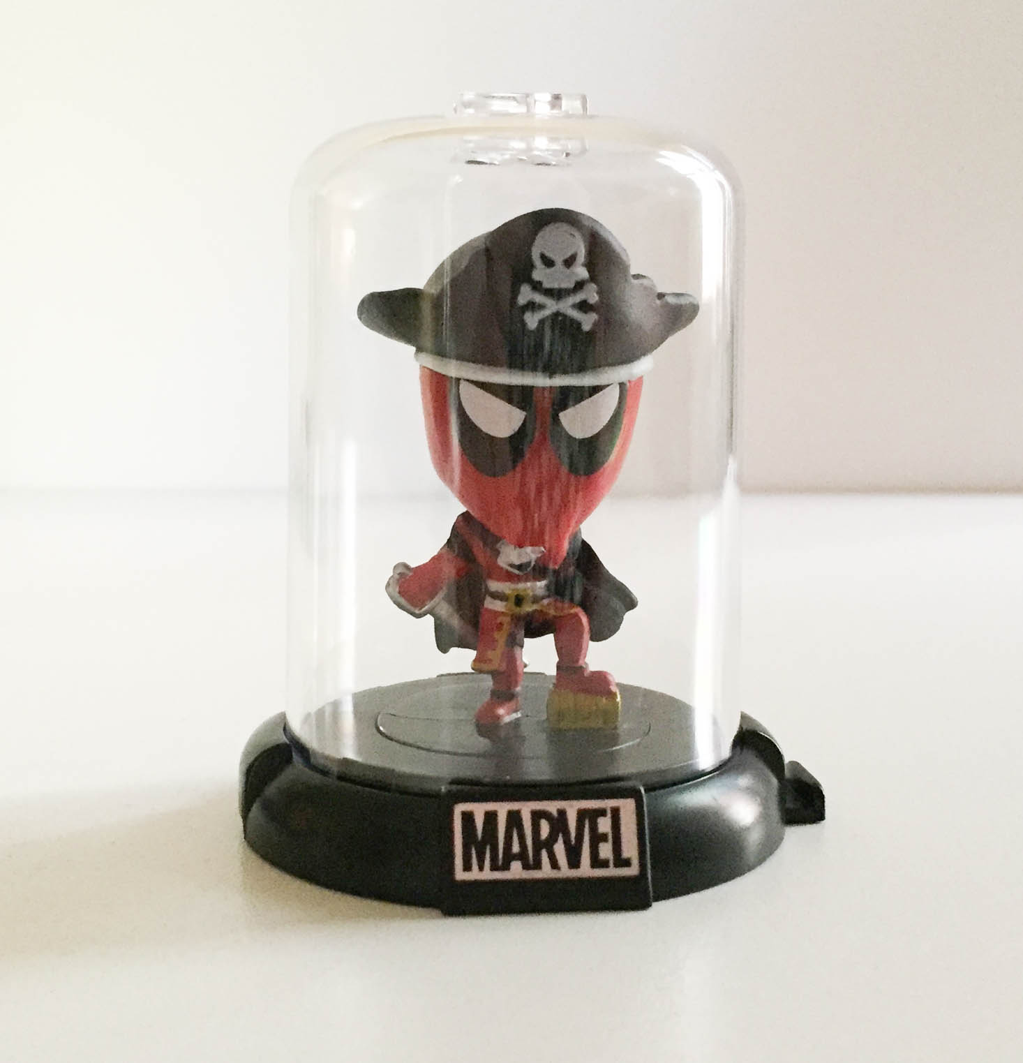 super-geek-box-november-2016-deadpool-2