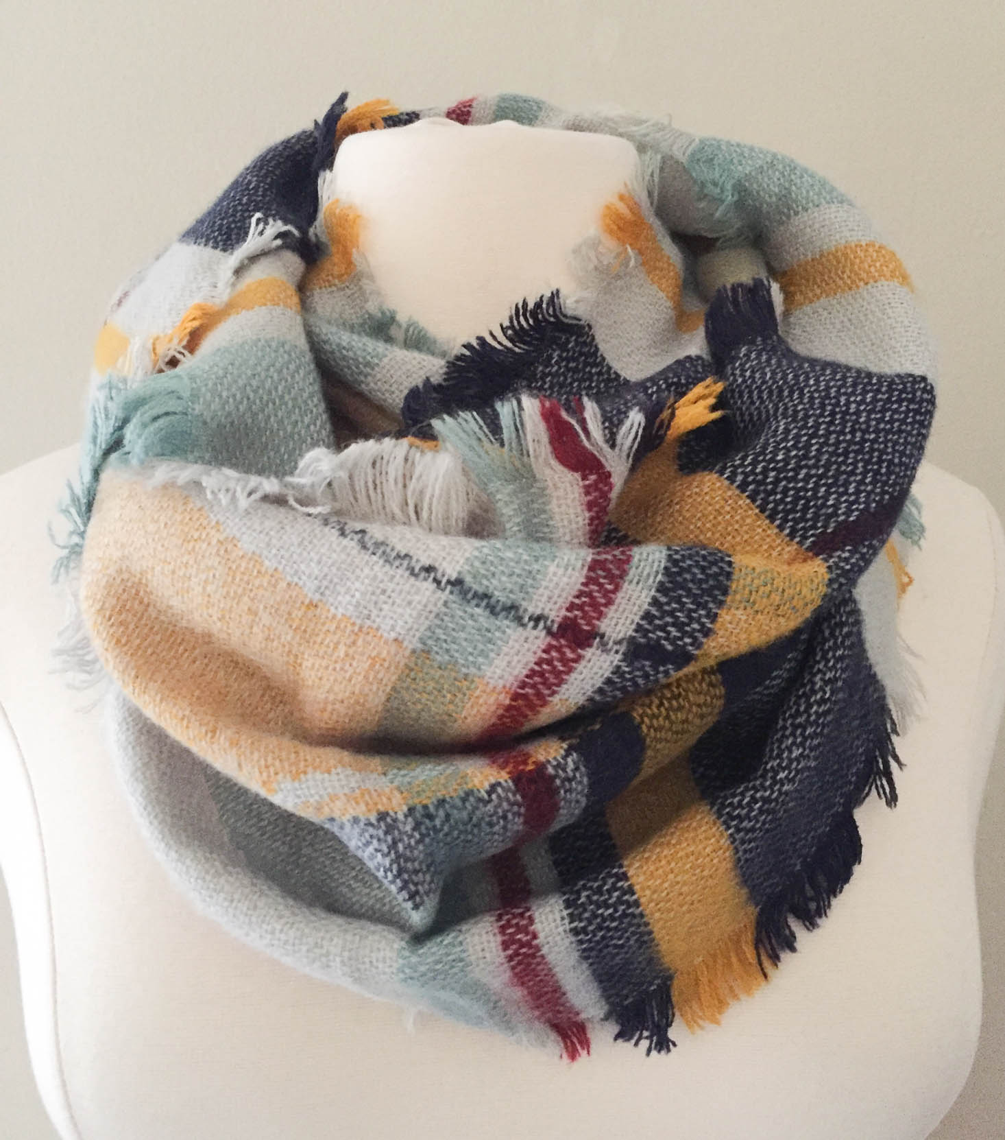 wantable-accessories-november-2016-scarf