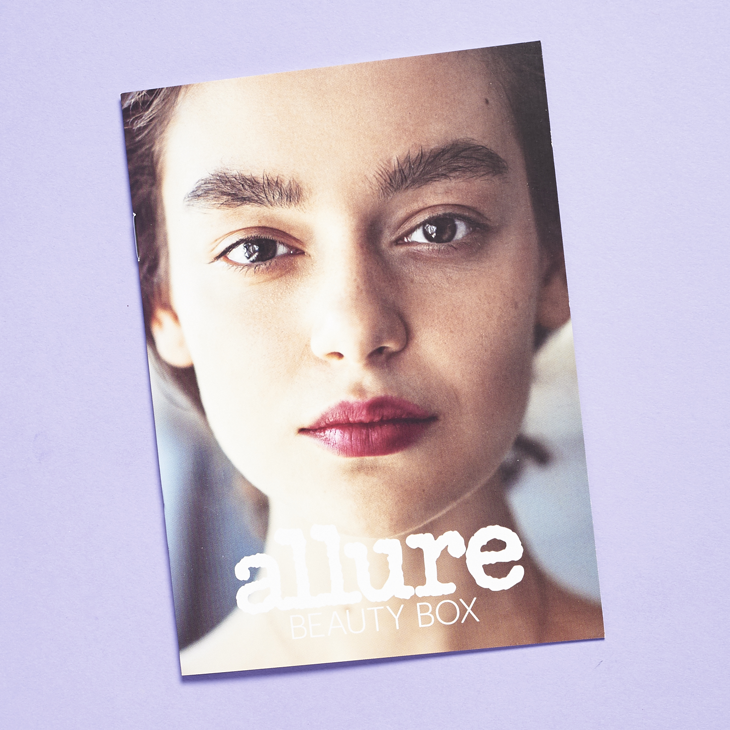 allure-beauty-box-december-2016-0018