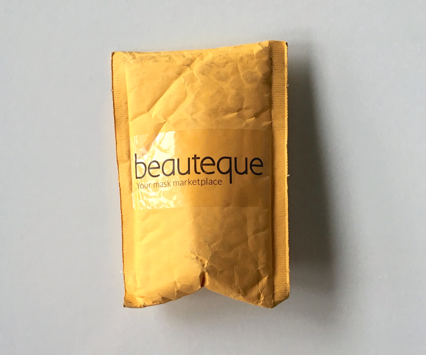 beauteque-bb-bag-november-2016-nail-polish-packaging
