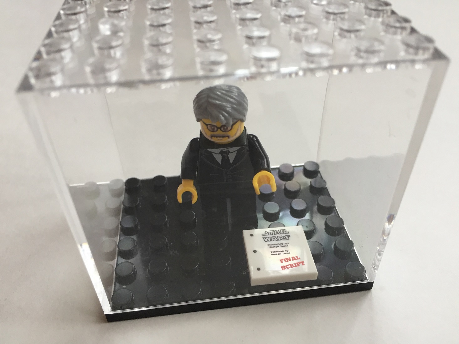 brick-loot-december-2016-display3