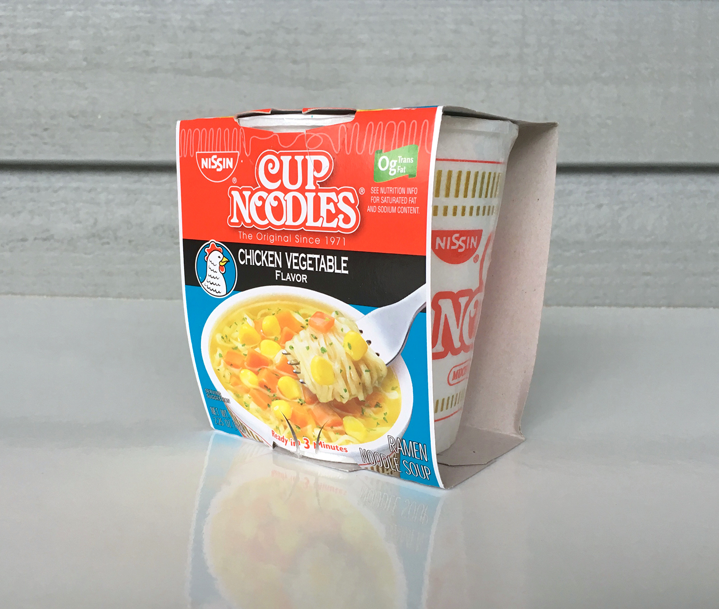 campuscube-guys-winter-2016-cup-noodles