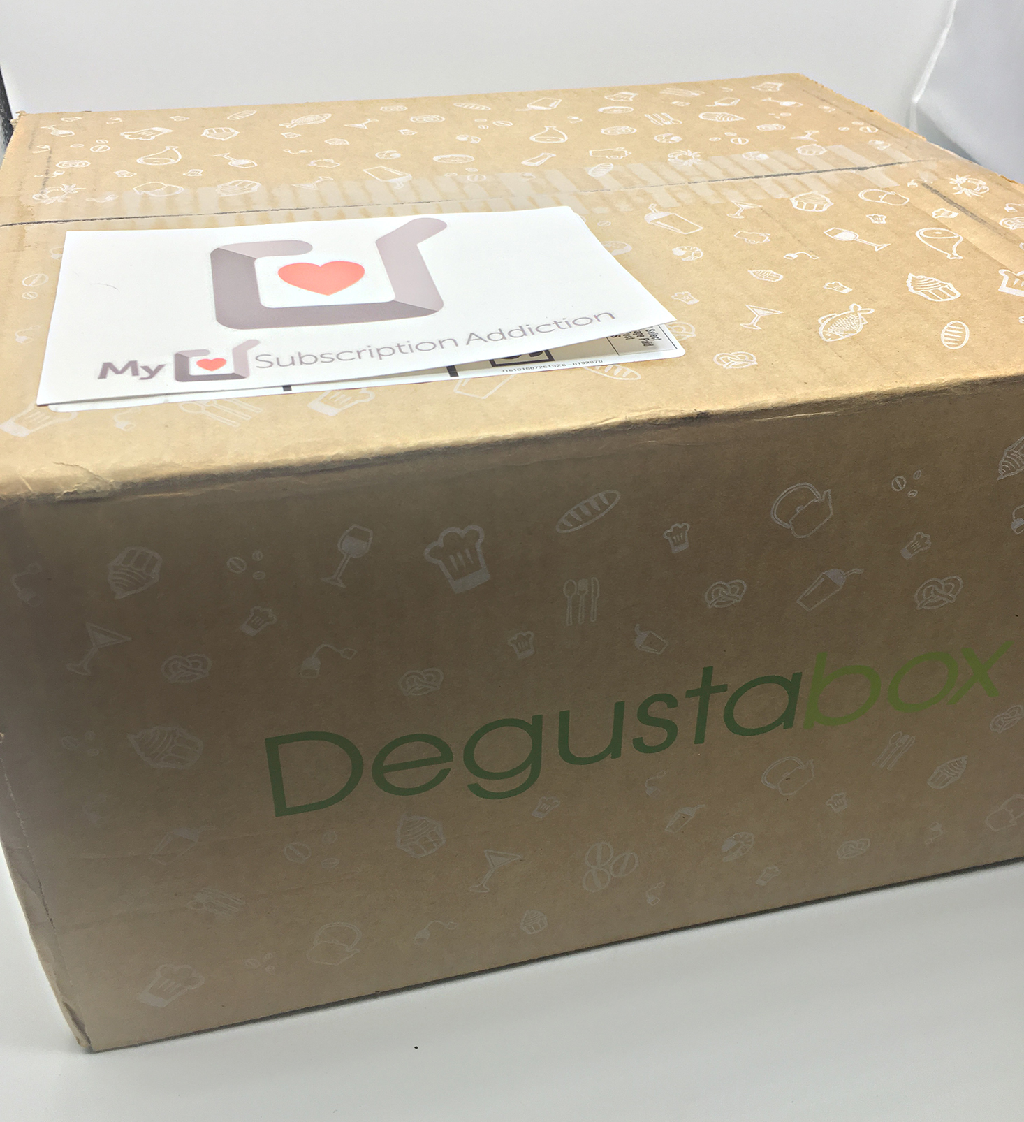 degusta-box-december-2016-box