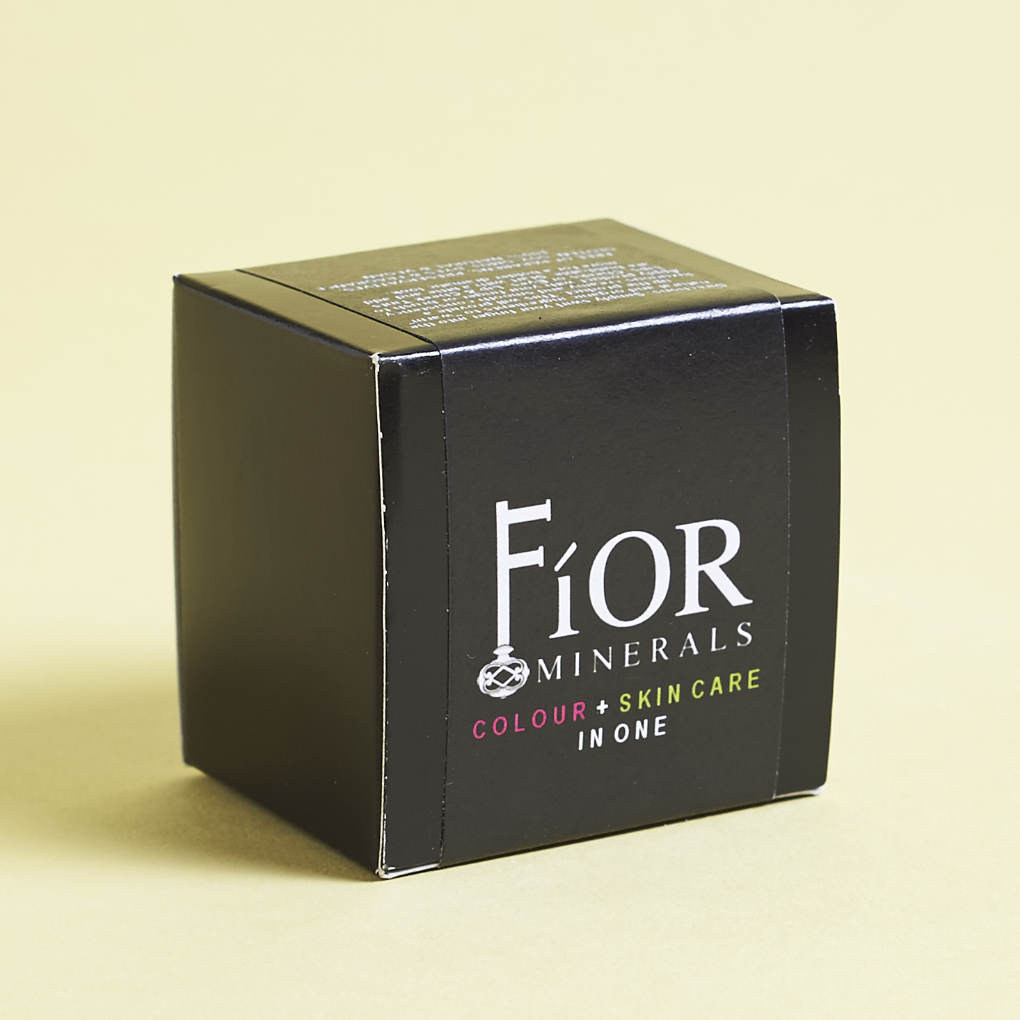 Read our review of the December 2016 Ecocentric Mom box!