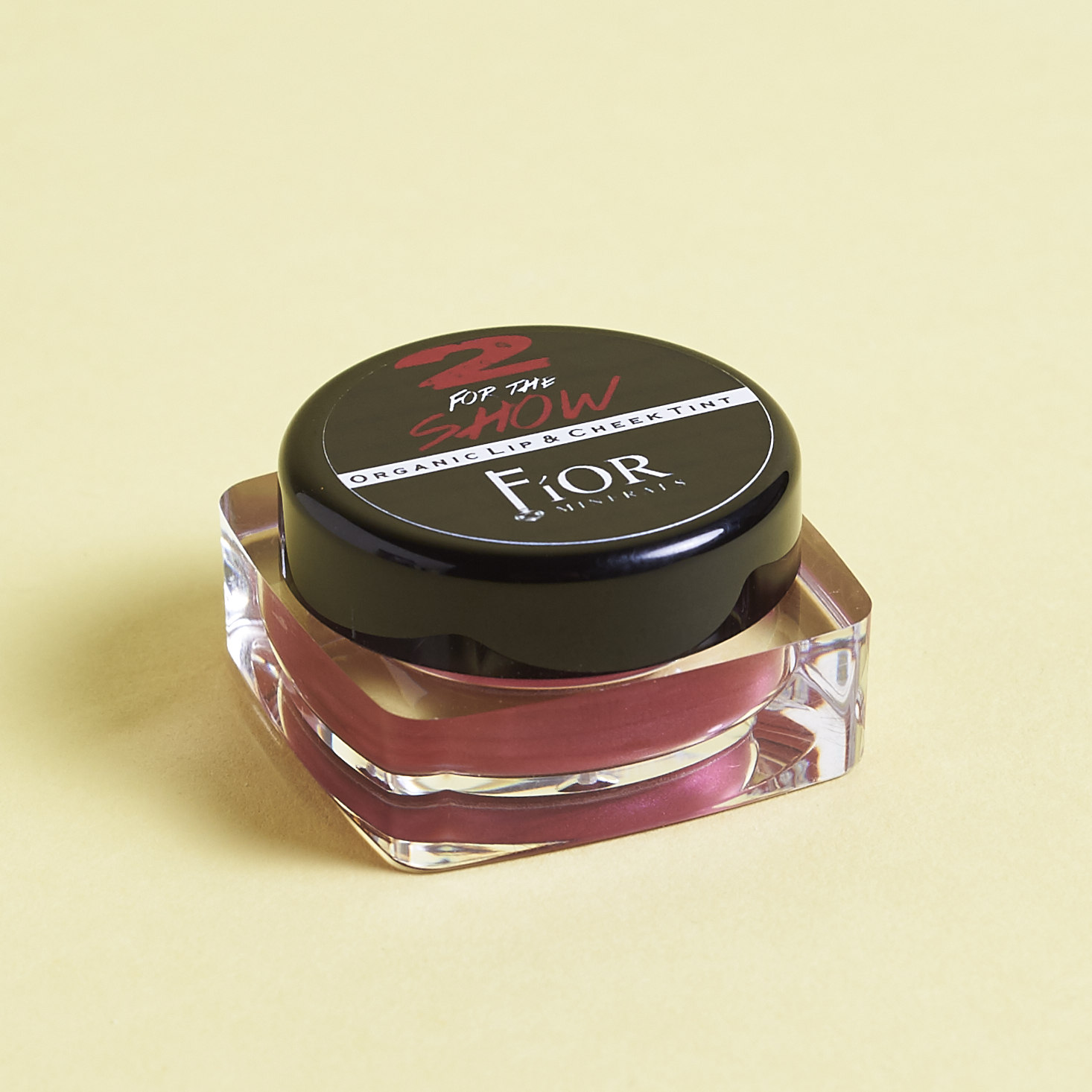 Read our review of the December 2016 Ecocentric Mom box!