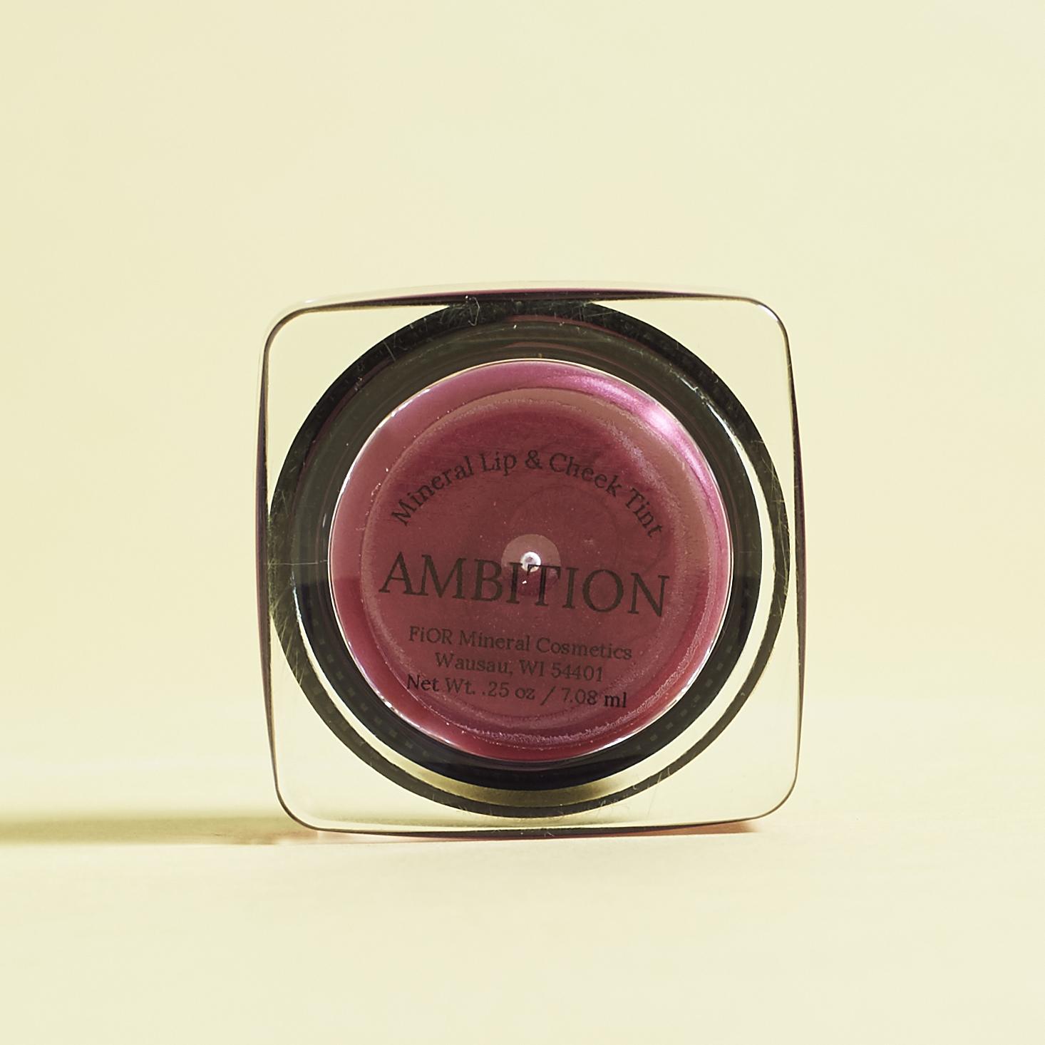 Read our review of the December 2016 Ecocentric Mom box!