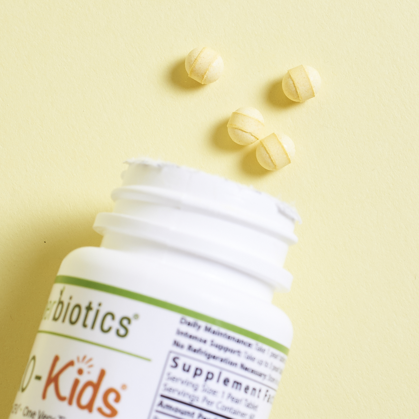 Read our review of the December 2016 Ecocentric Mom box!