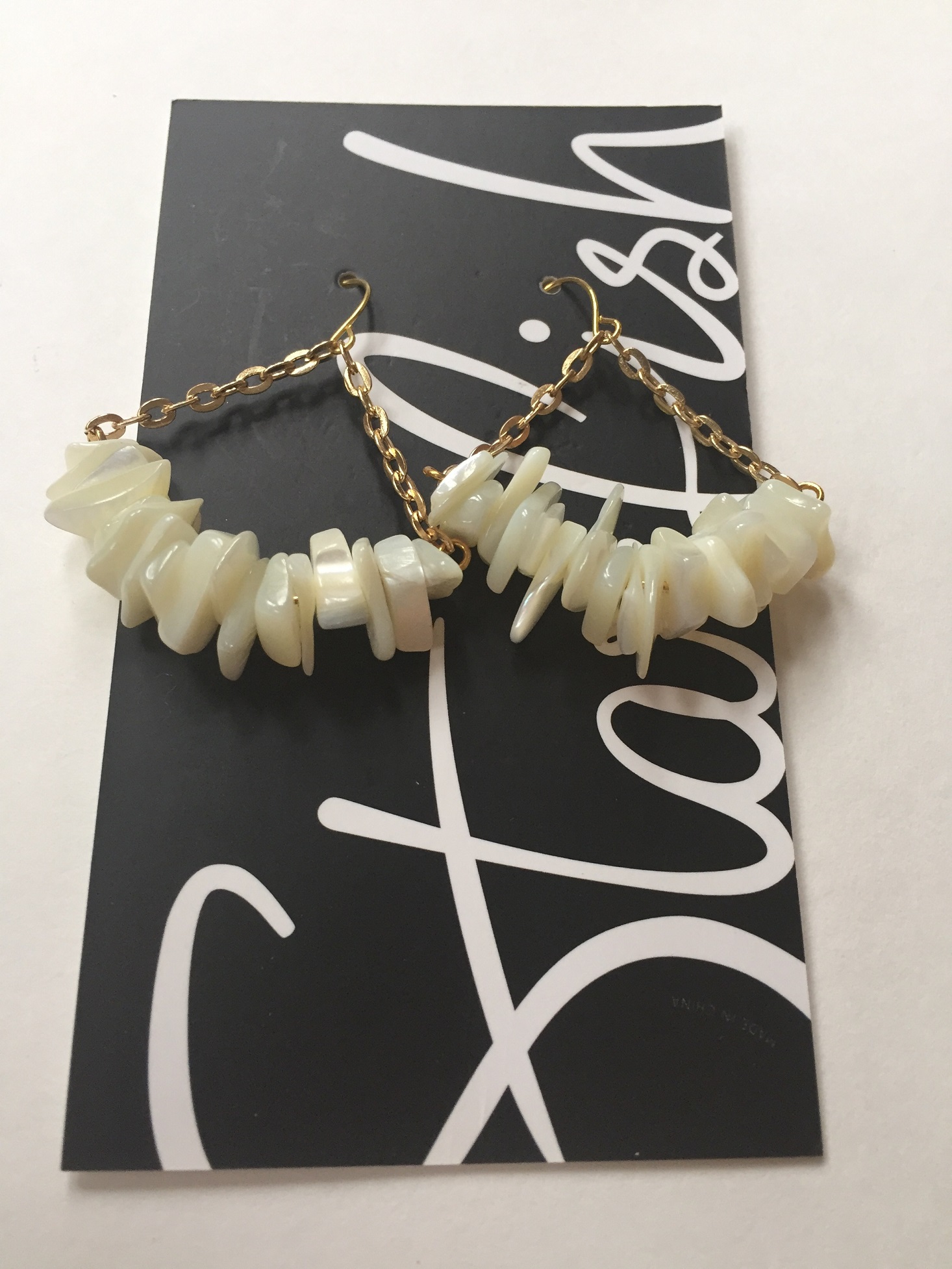 gift-izzy-december-2016-earrings