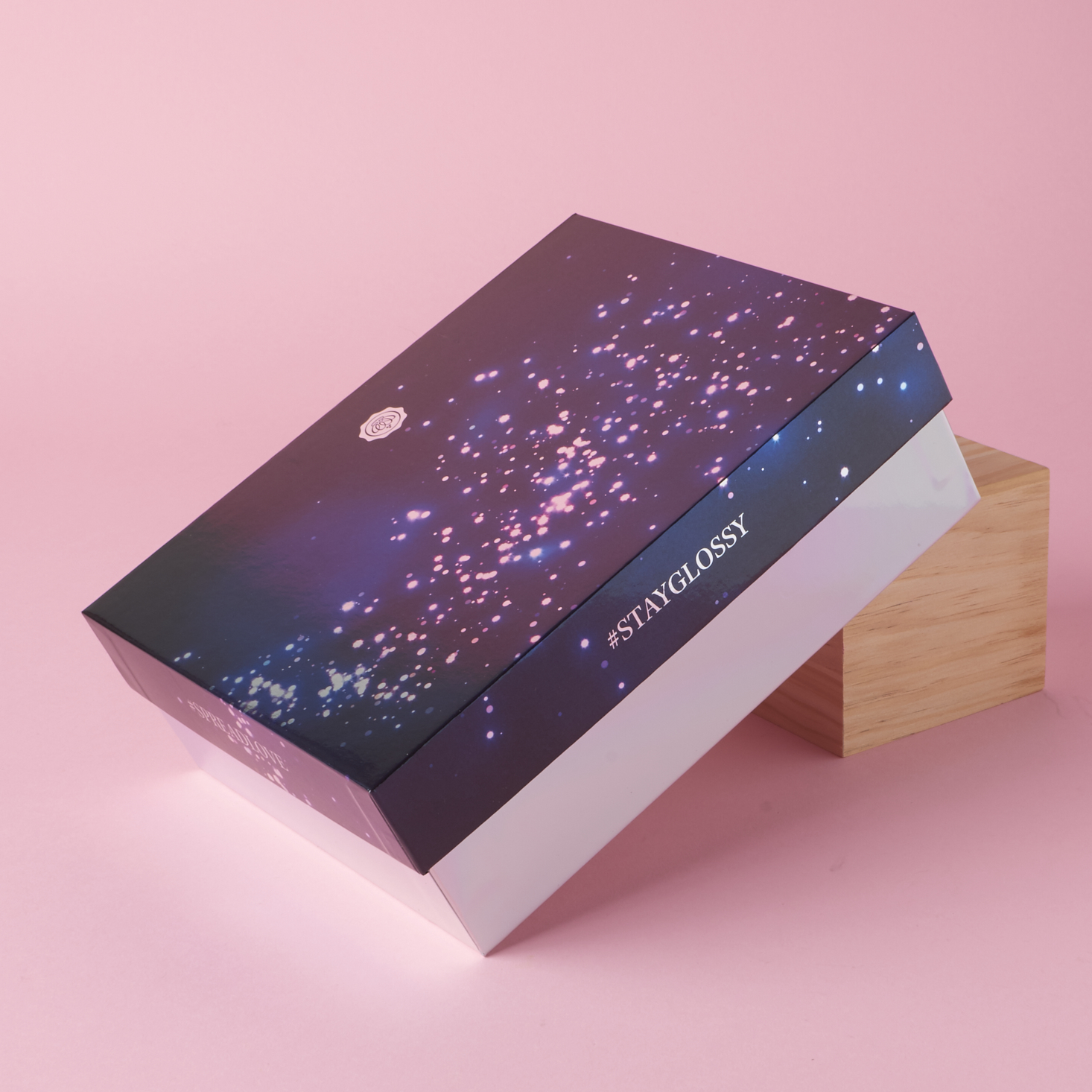 glossy-box-december-2016-0002