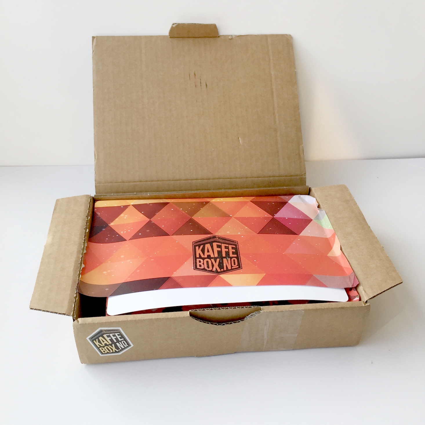 kaffe-box-december-2016-box-open