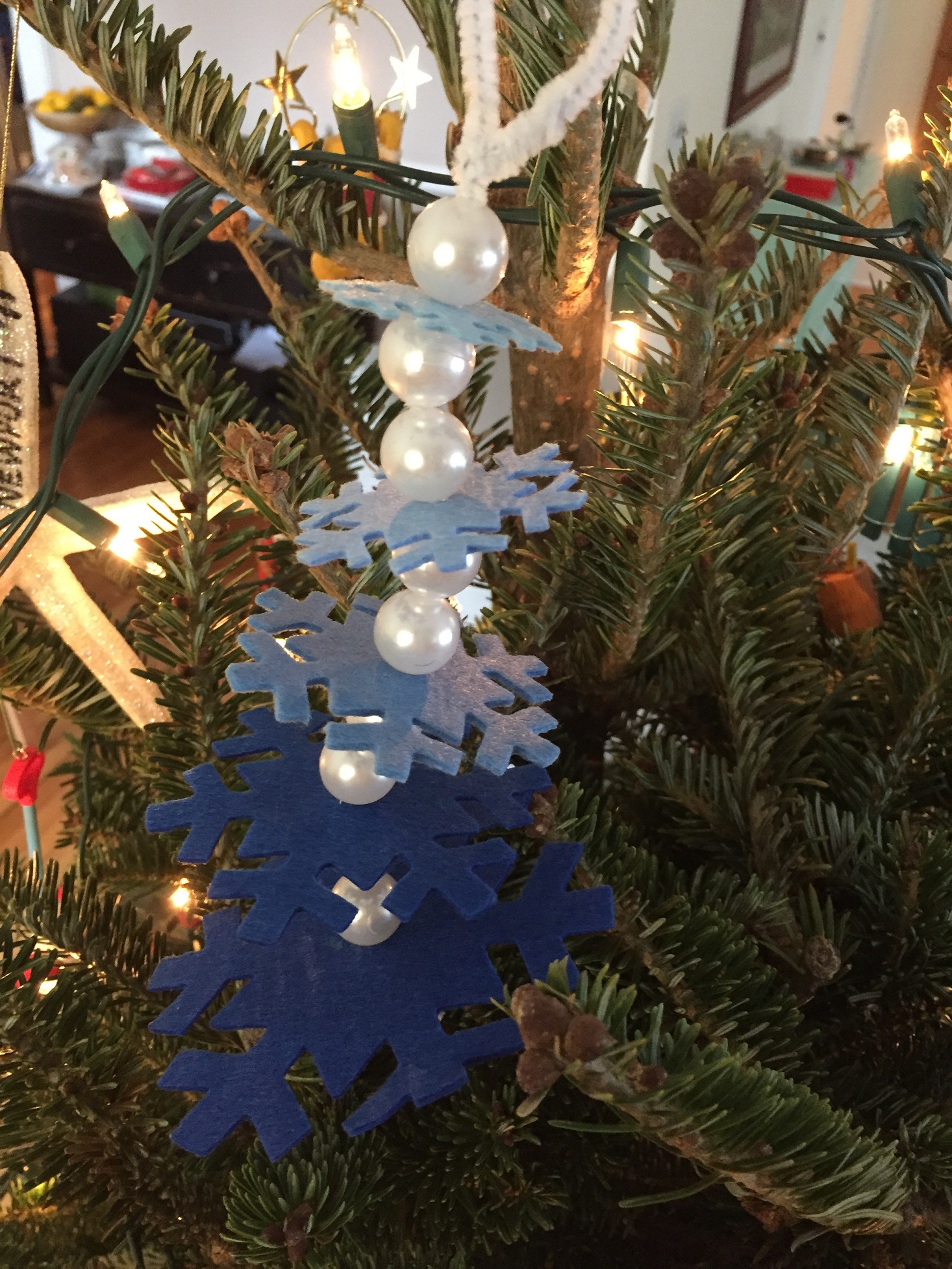 litjoy-december-2016-snowflake2