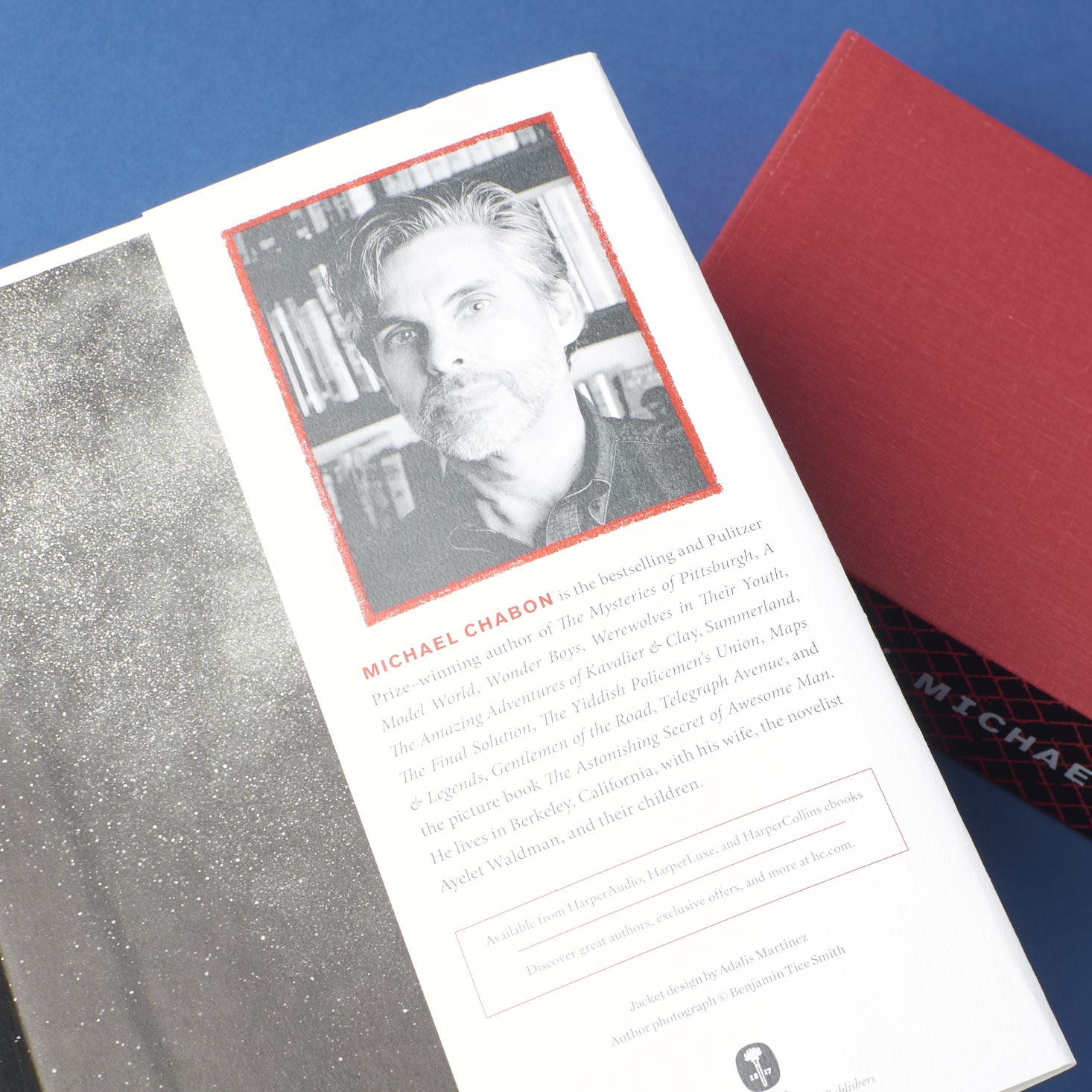 See what's inside Volume 63 of the Powell's Books Indiespensable box!