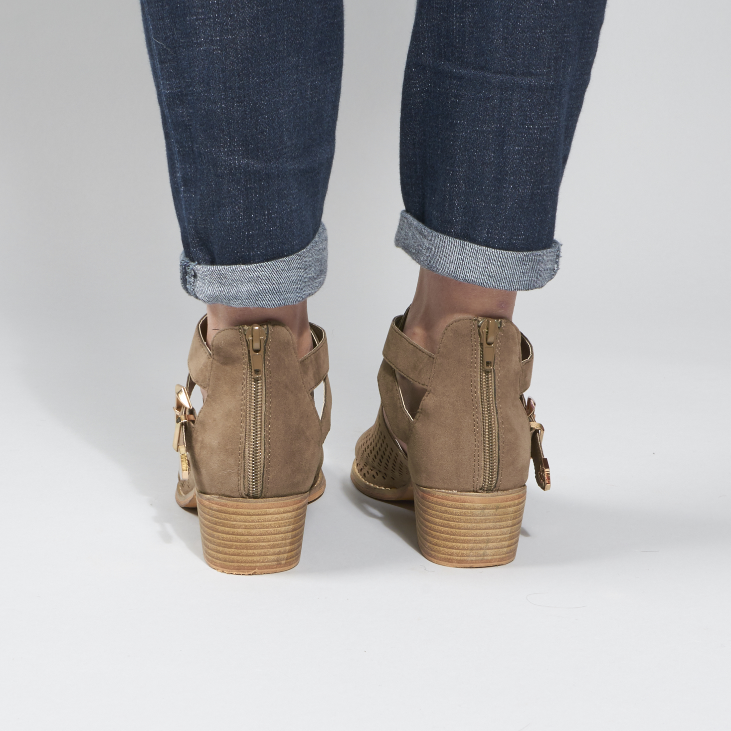 shoe-dazzle-december-2016-shoe-back