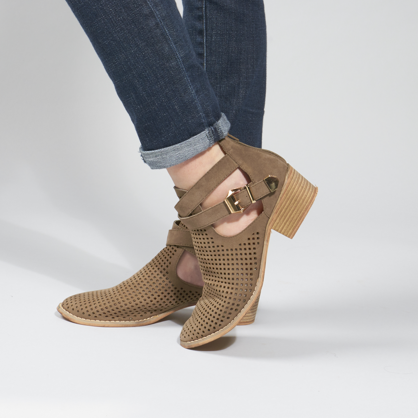 shoe-dazzle-december-2016-shoe-side