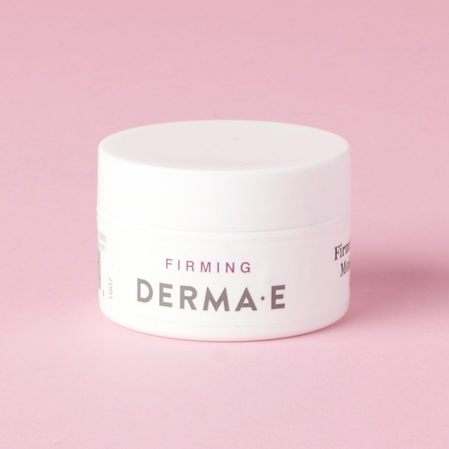 target-beauty-box-december-2016-0021