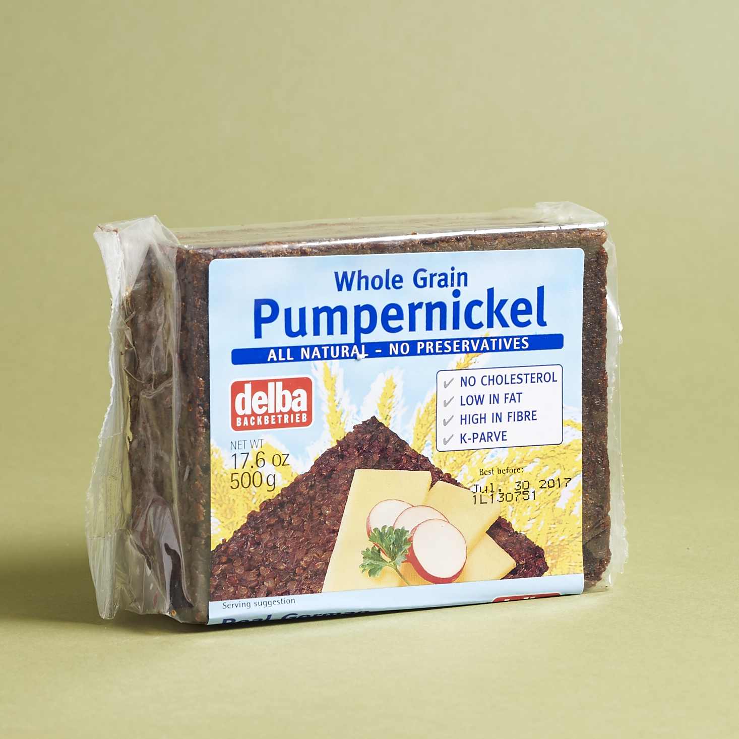 Read our review for the November 2016 Top Munch snack subscription box!