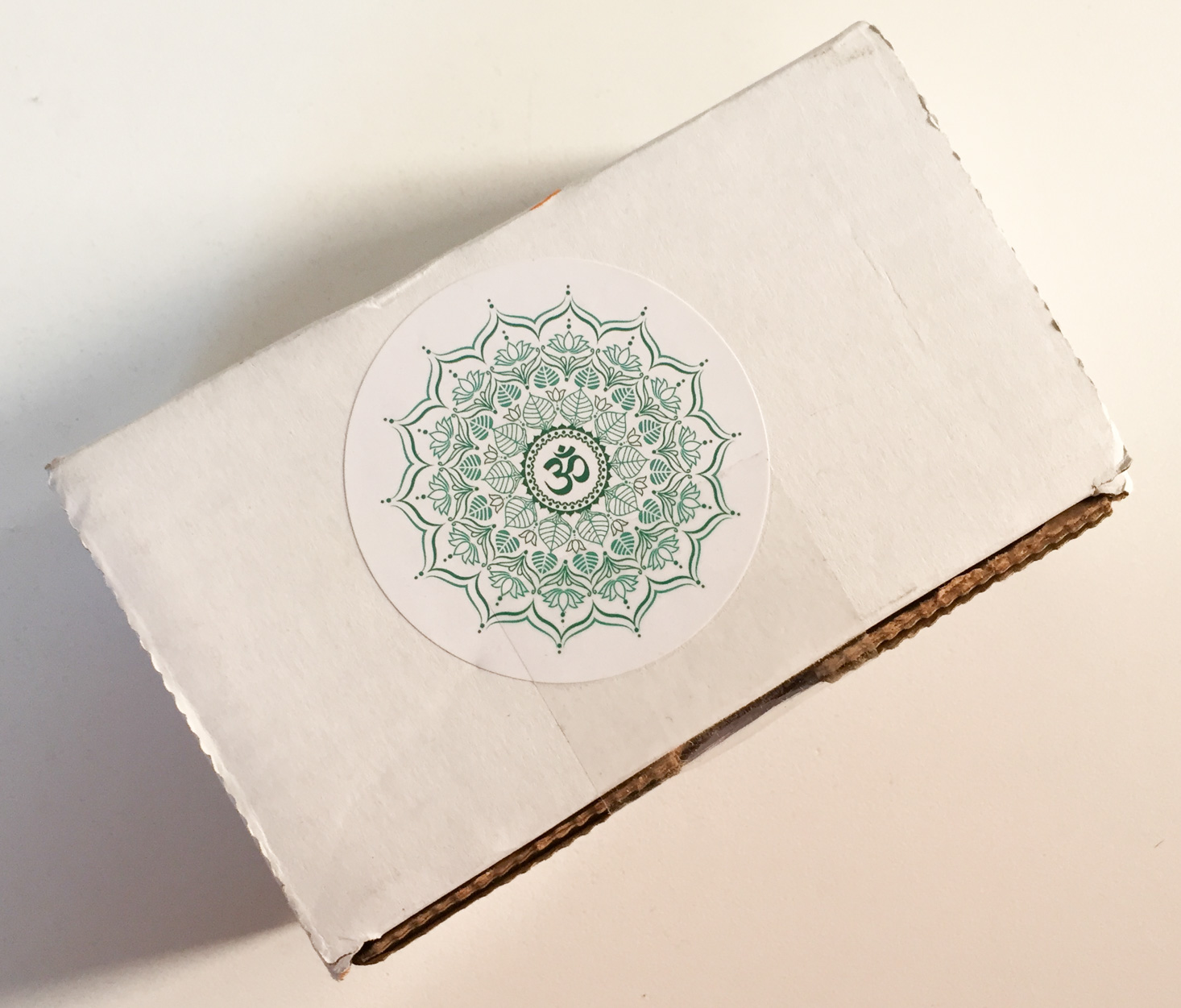 buddhibox-essential-oils-december-2016-box