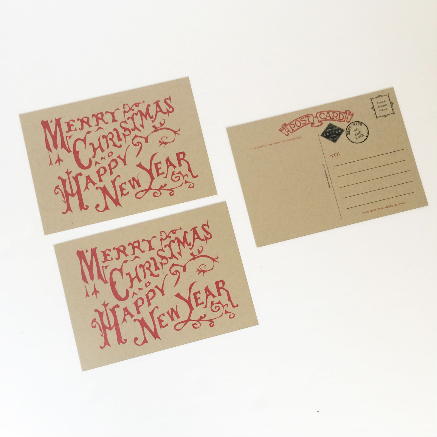 Read our review to see what's inside the Idea Chic Stationery Christmas Box!