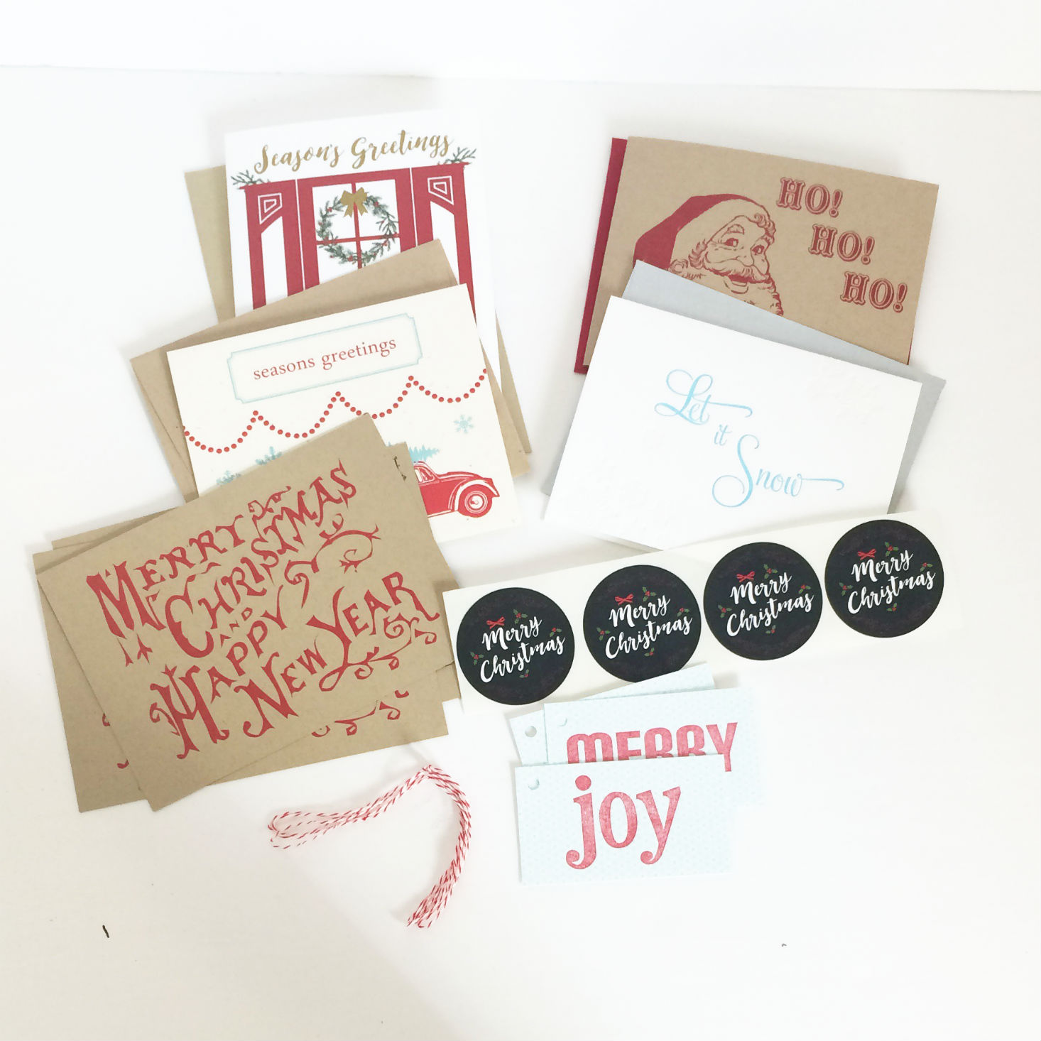 Read our review to see what's inside the Idea Chic Stationery Christmas Box!
