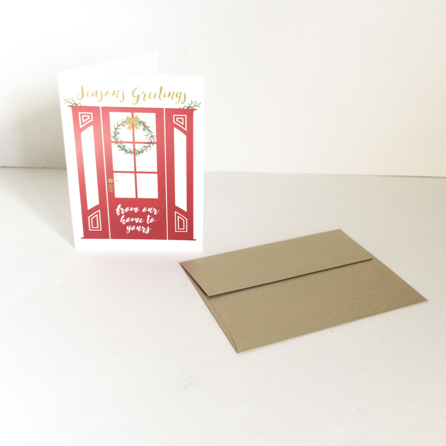 Read our review to see what's inside the Idea Chic Stationery Christmas Box!