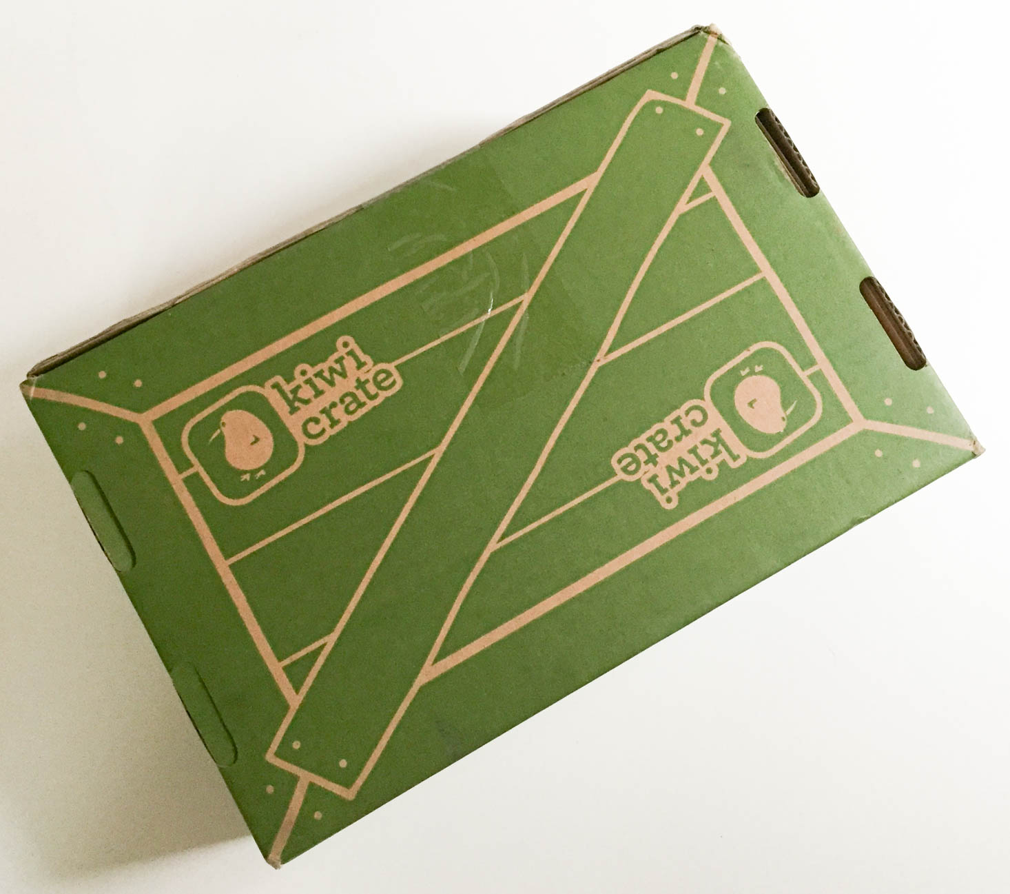 kiwi-crate-november-2016-box