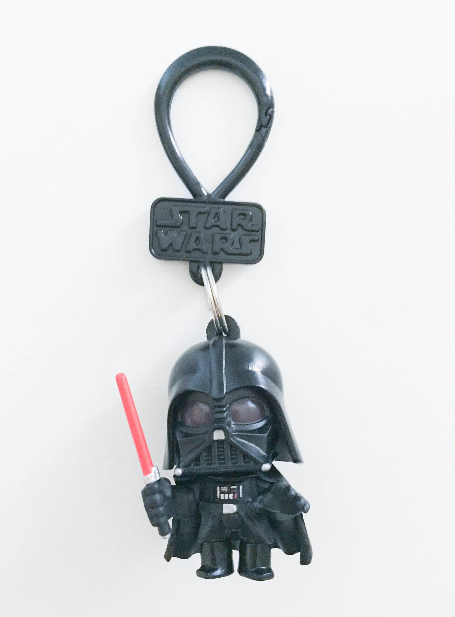 super-geek-box-december-2016-keychain-2