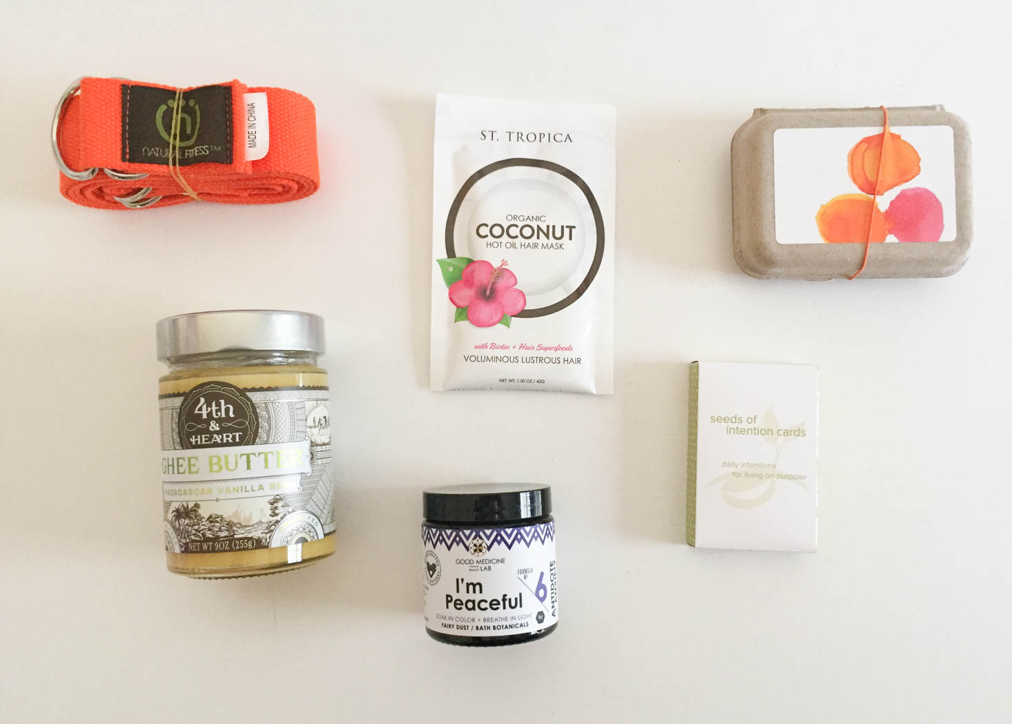 yogi-surprise-december-2016-review
