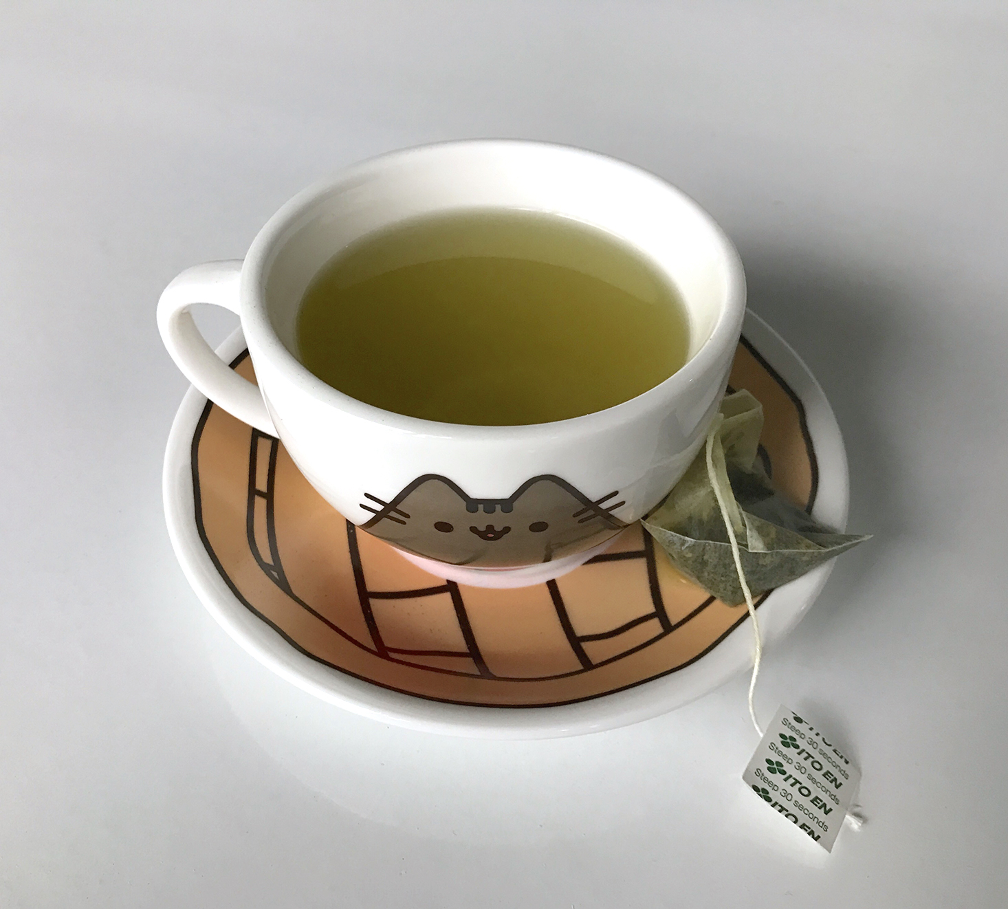 bokksu-december-2016-matcha-green-tea-closeup